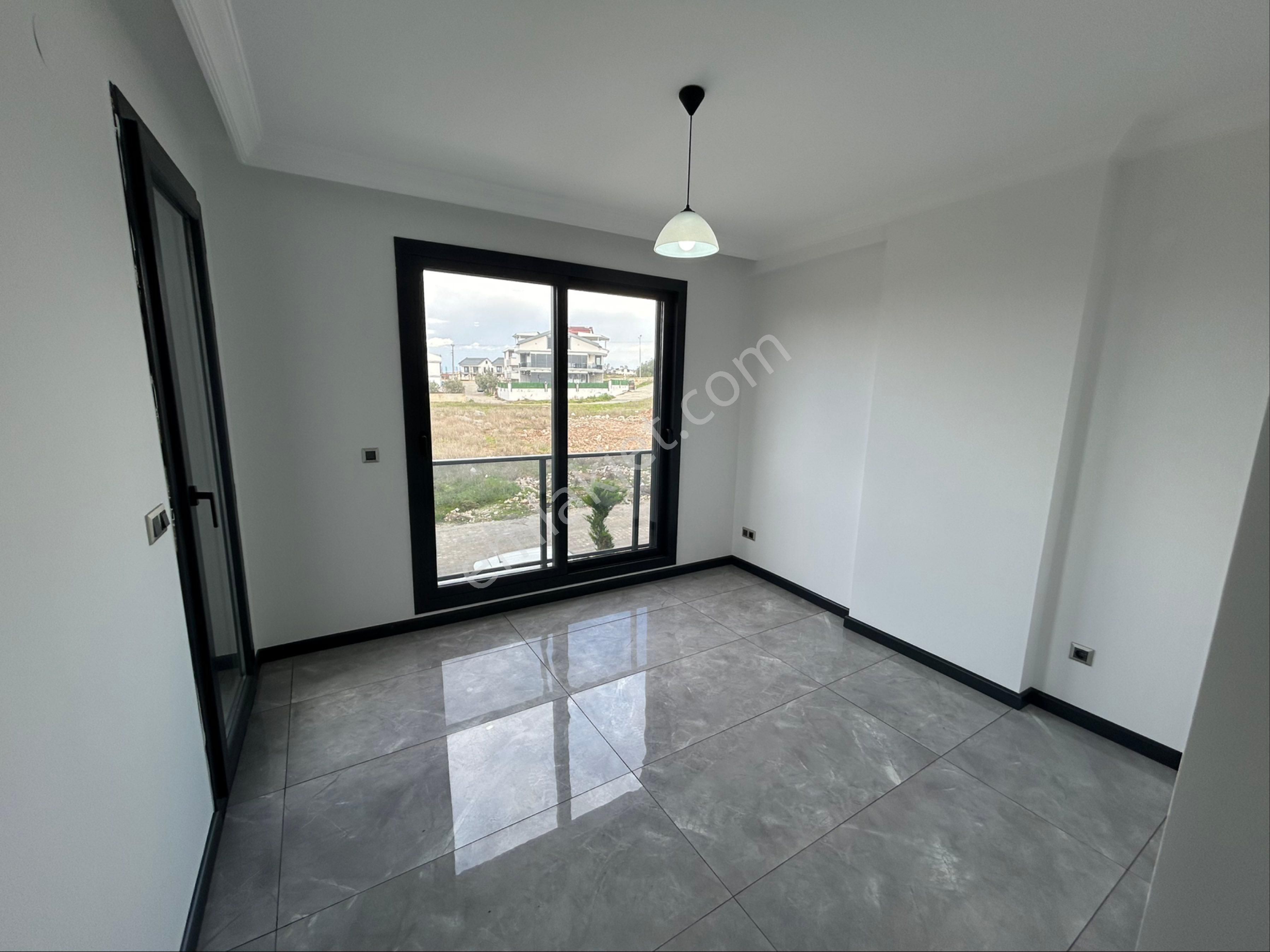 Didimde Havuzlu Sitede 3+1 Villa - Görsel 29