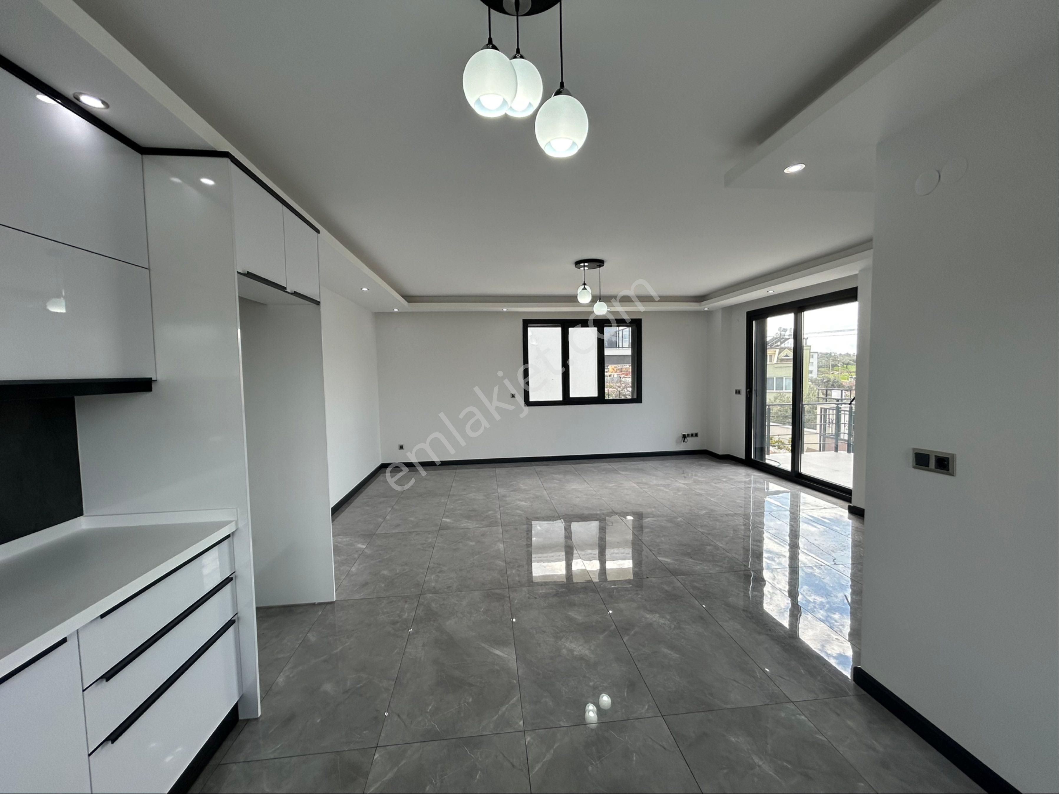 Didimde Havuzlu Sitede 3+1 Villa - Görsel 19