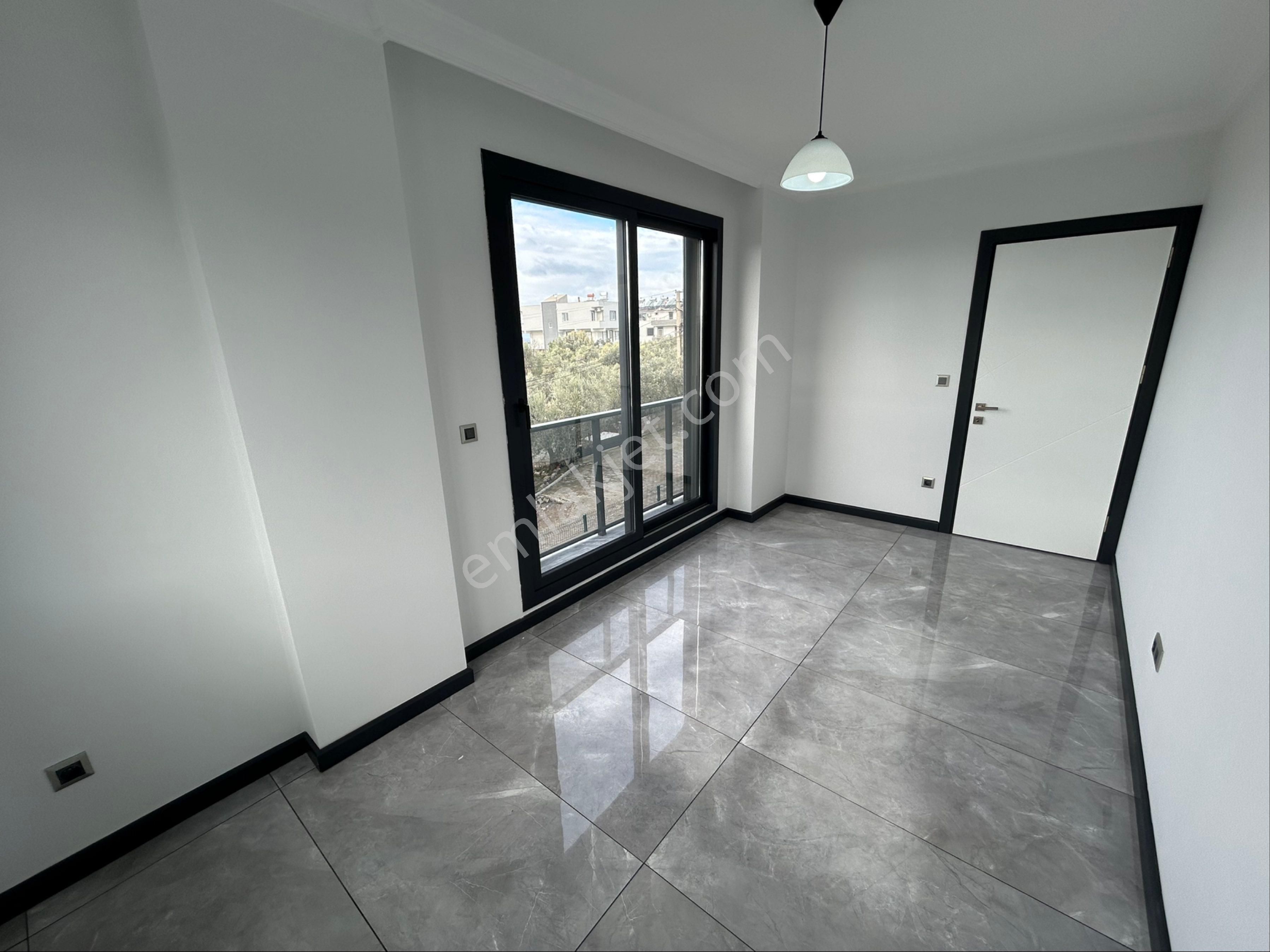 Didimde Havuzlu Sitede 3+1 Villa - Görsel 24