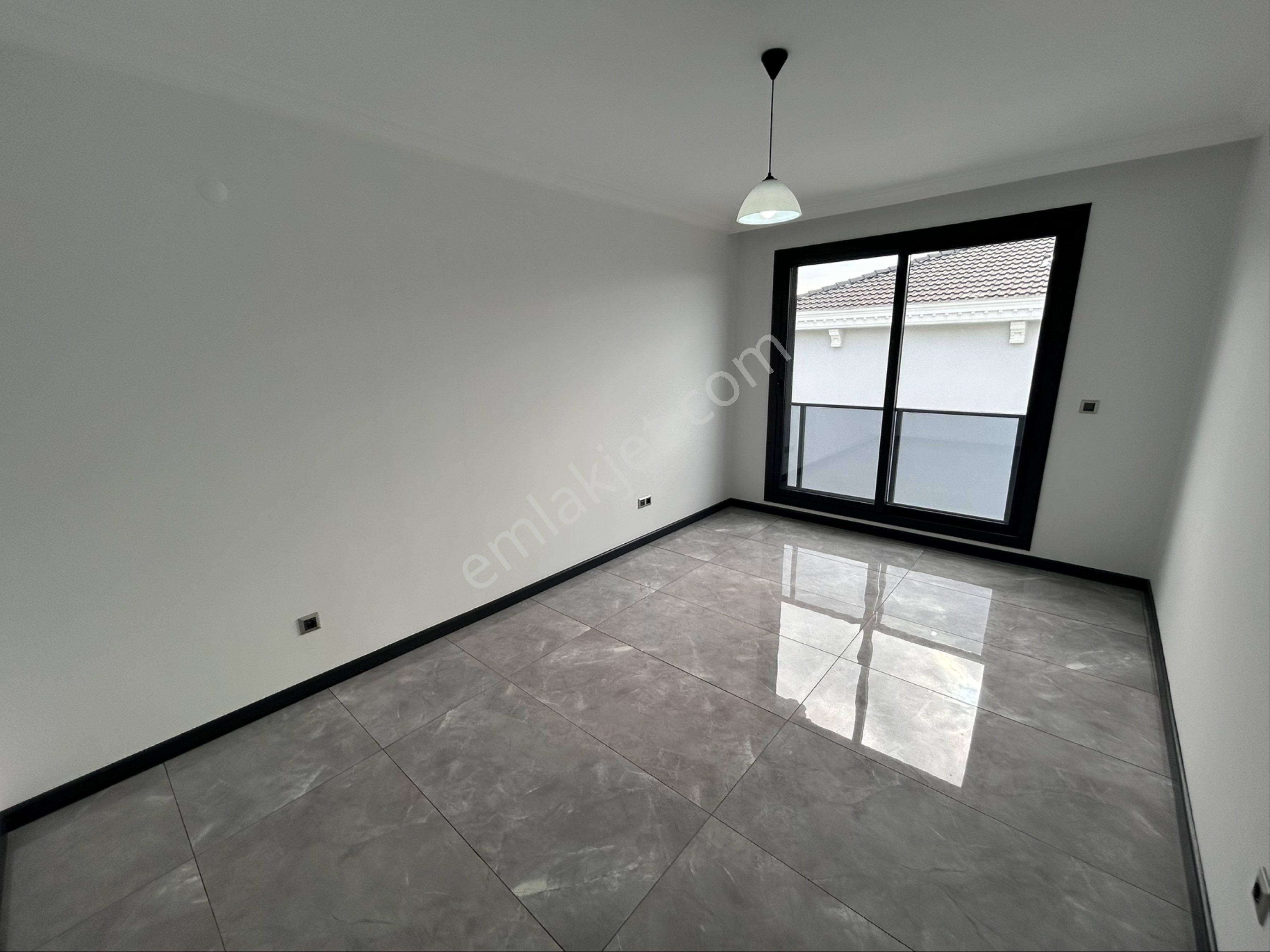 Didimde Havuzlu Sitede 3+1 Villa - Görsel 27