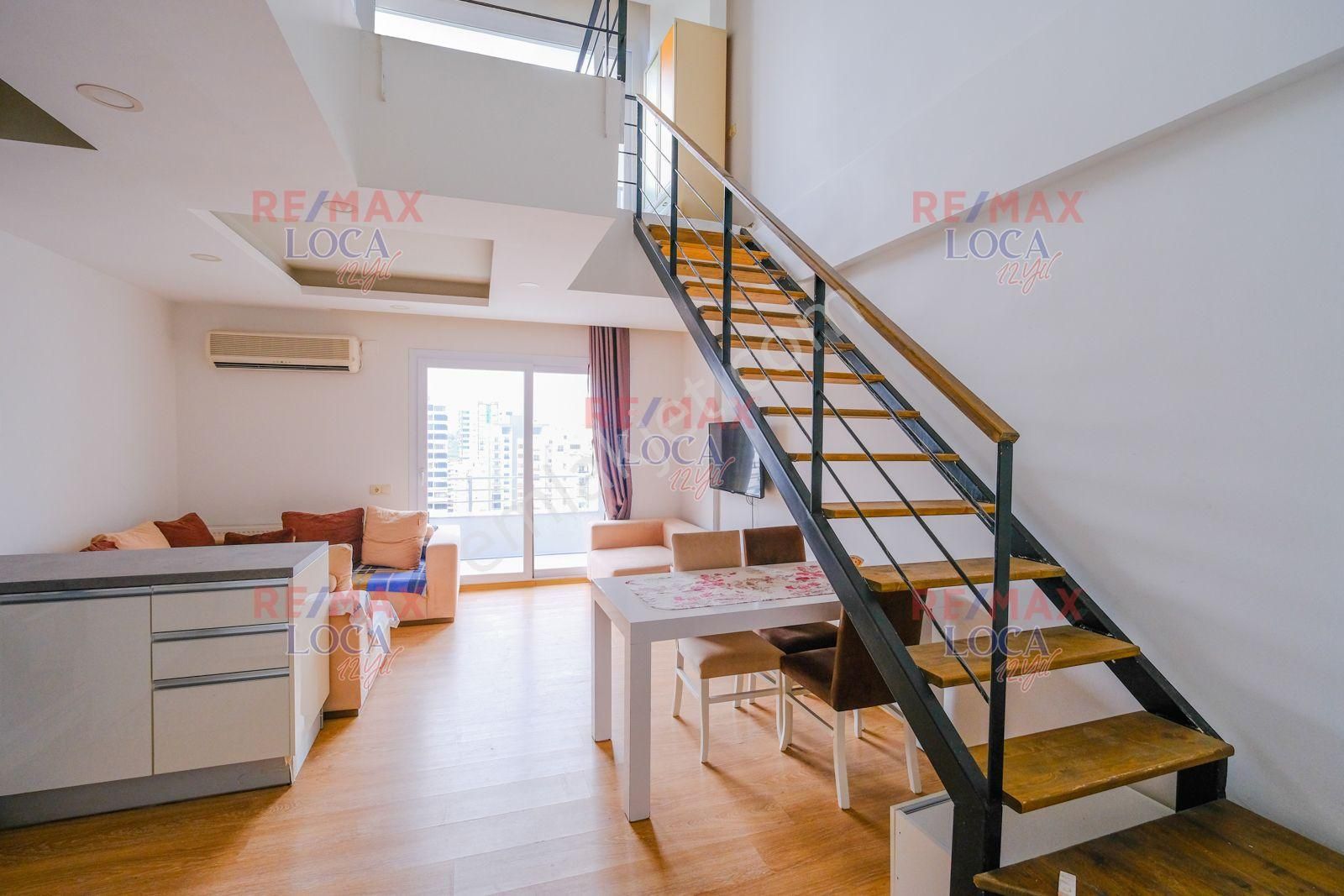 Mezitli Deniz Satılık Daire Remax Loca'dan Cepheleri Açık Satılık Eşyalı Dubleks 1+1