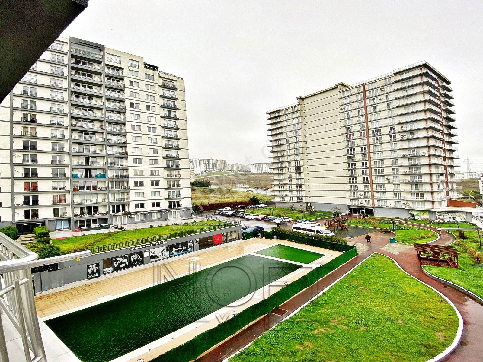 İstanbul Esenyurt Havuzlu Satılık Daire Beylikdüzü Cumhuriyet Mahallesi 3+1 140 M2 Satılık Daire Site İçerisinde Metrobüse Yakın Balkonlu