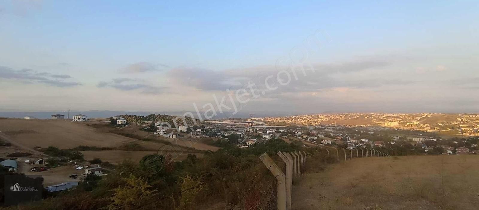 Yalova Merkez Samanlı Köyü Satılık Tarla Yalova Merkez - Samanlı Köyü Satılık Manzaralı Tarla