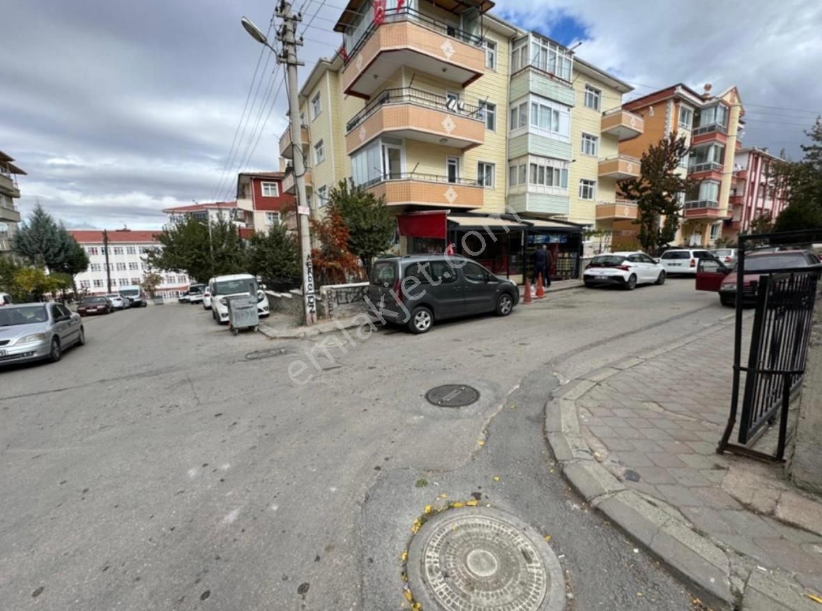 Sincan Selçuklu Satılık Dükkan & Mağaza Sincan Selçuklu Mh. 115m² Köşe Başı Satılık Dükkan