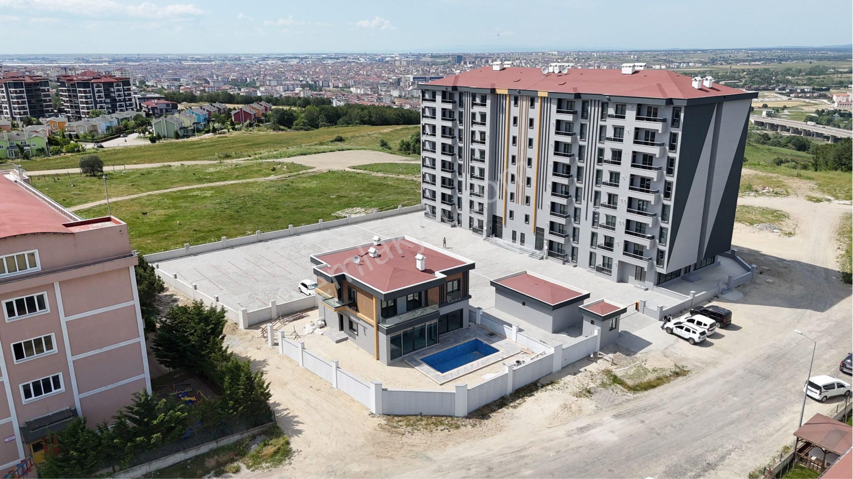 Çerkezköy İstasyon Satılık Daire Çerkezköy Tepe'de Panorama Sitesinde 1+1 Satılık Daire