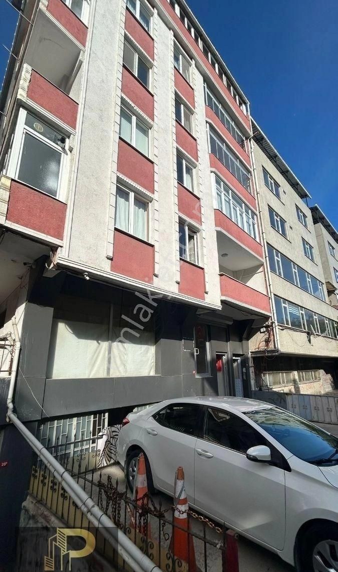 Avcılar Cihangir Kiralık Dükkan & Mağaza Avcılarda Ulaşıma Araç Yaklaşıma Uygun Depo İçin Geniş