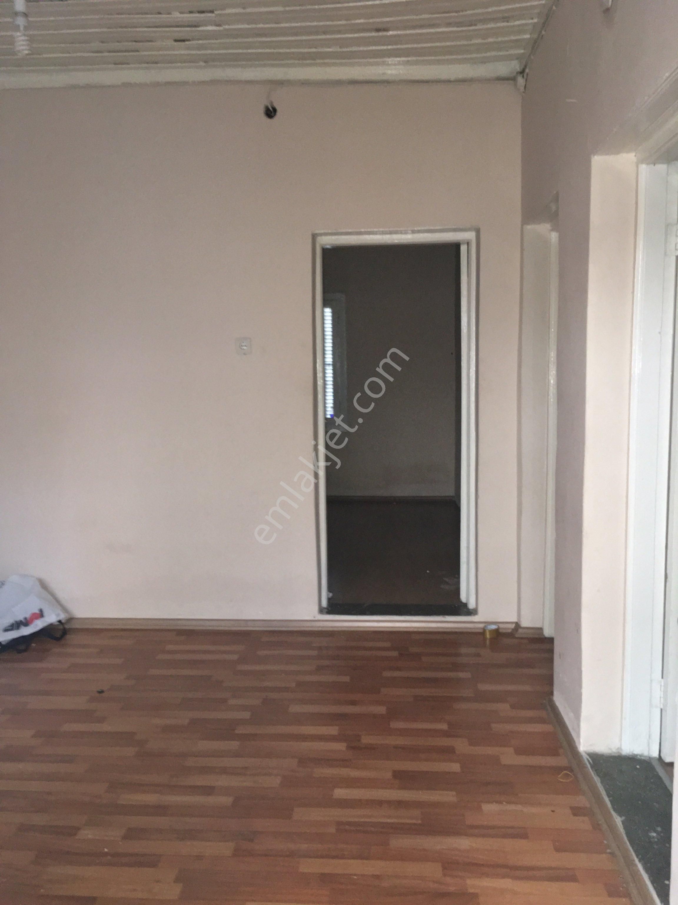 Satılık Bahçeli Müstakil Ev - Görsel 3