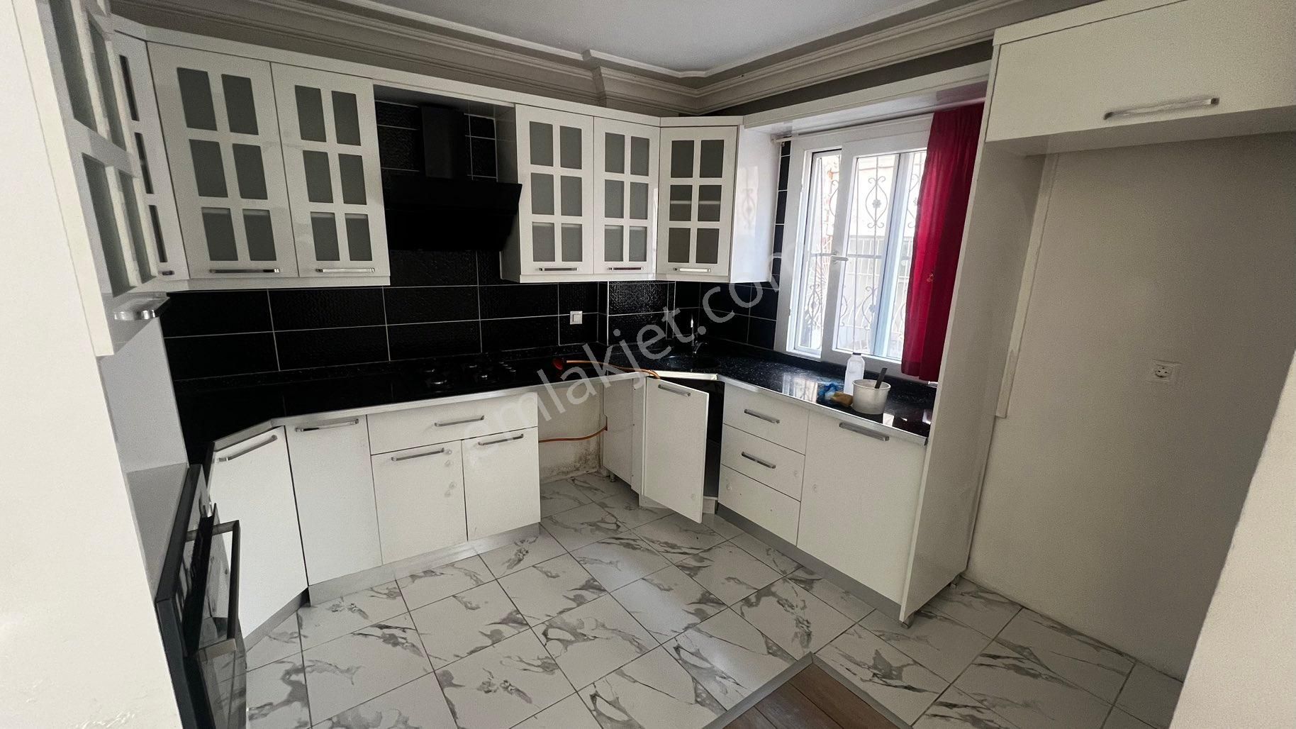 Seyhan Yeşilyurt Kiralık Müstakil Ev Yeşilyurtta 2+1 Açık Mutfak Ankastreli Parkeli Kaçmaz Fırsat