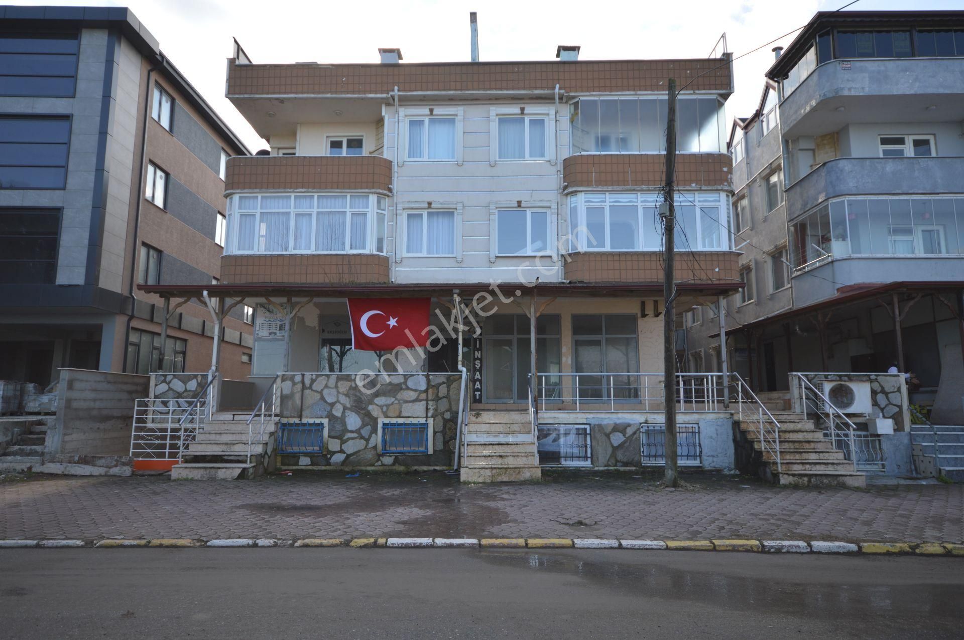 Karasu Yalı Satılık Daire Karasuda Plaj Merkezde Denize Sıfır 2+1 Daire