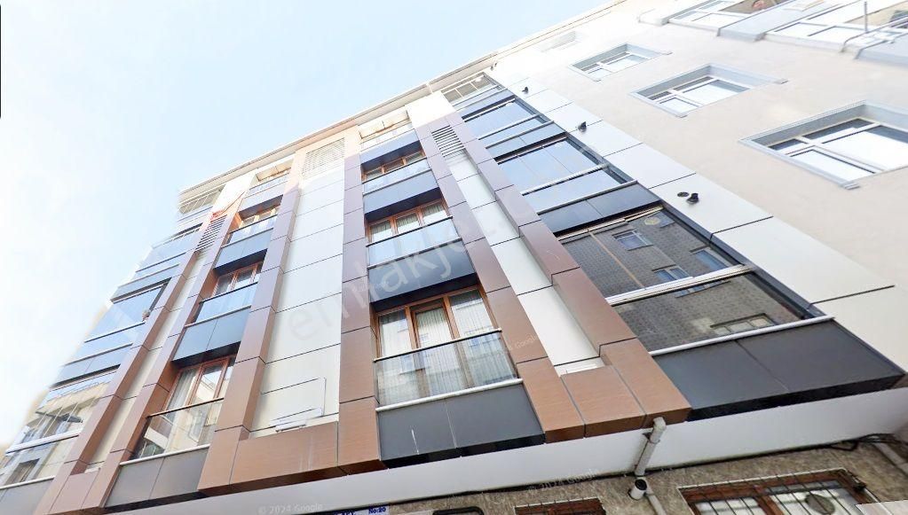 İstanbul Bahçelievler Satılık Daire -yenibosna Çobançeşme Mh 2+1 Asansörlü Lüxs Daire