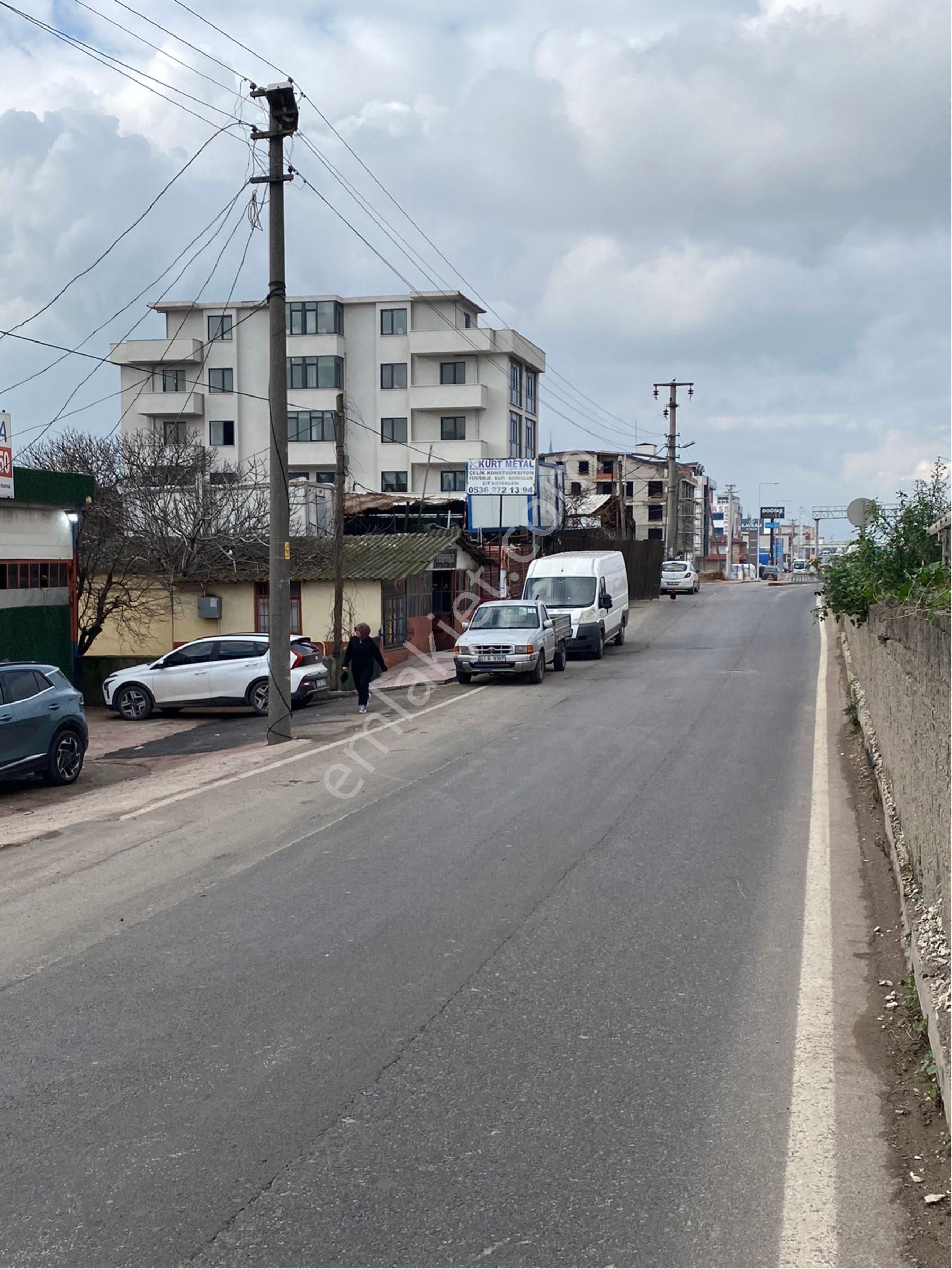 D100 Karayoluna Cephe Ticari Arsa - Görsel 3