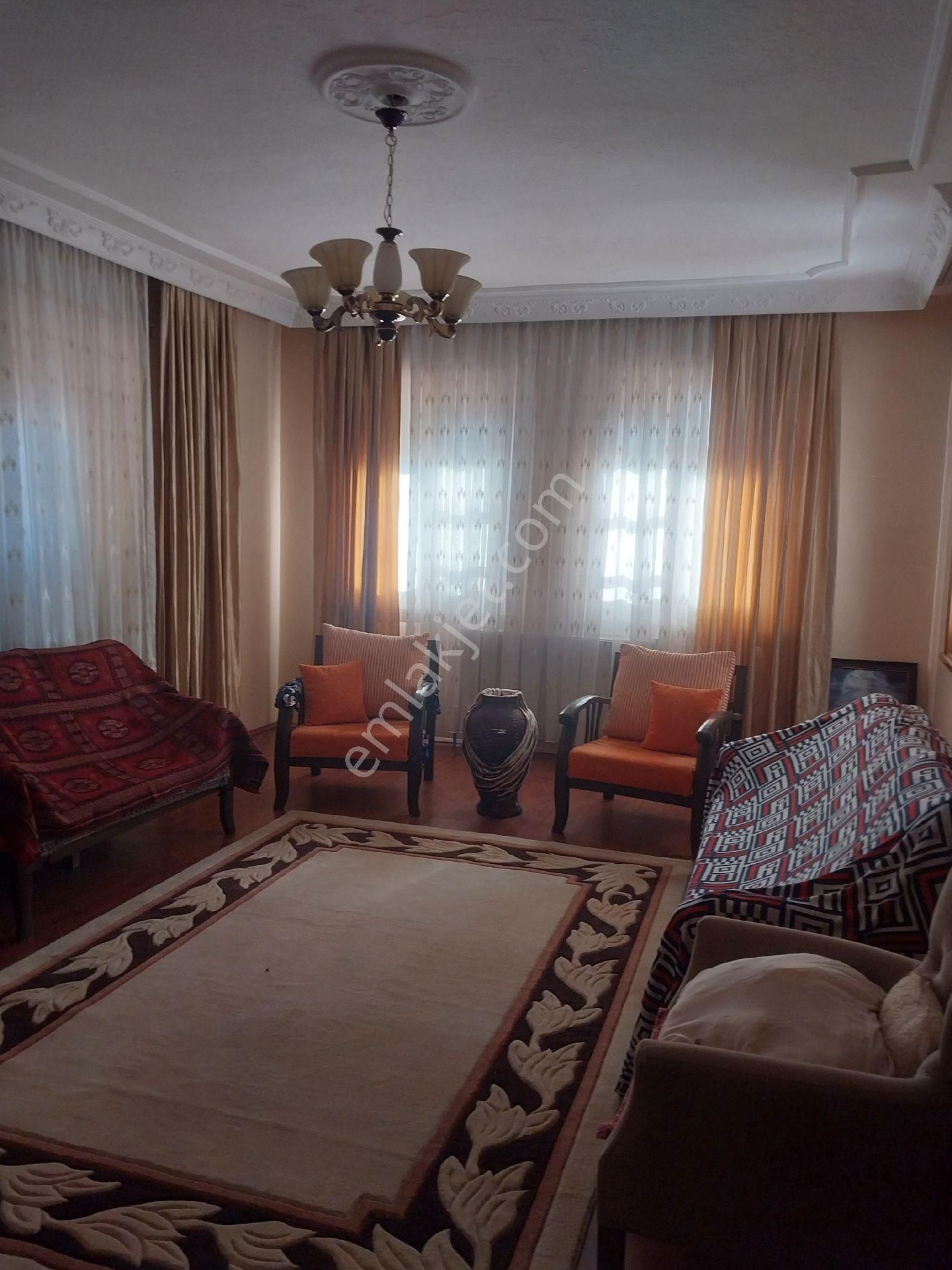 Şirin Gayrimenkülden Buharada Satılık Villa - Görsel 13