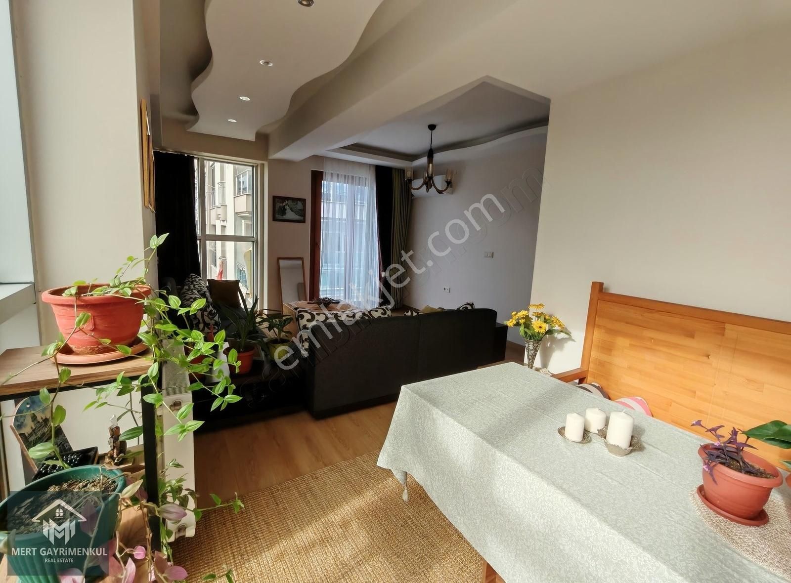 Uğurmumcu Mahllesinde Satılık Lüks Dublex 3+1 Daire - Görsel 3