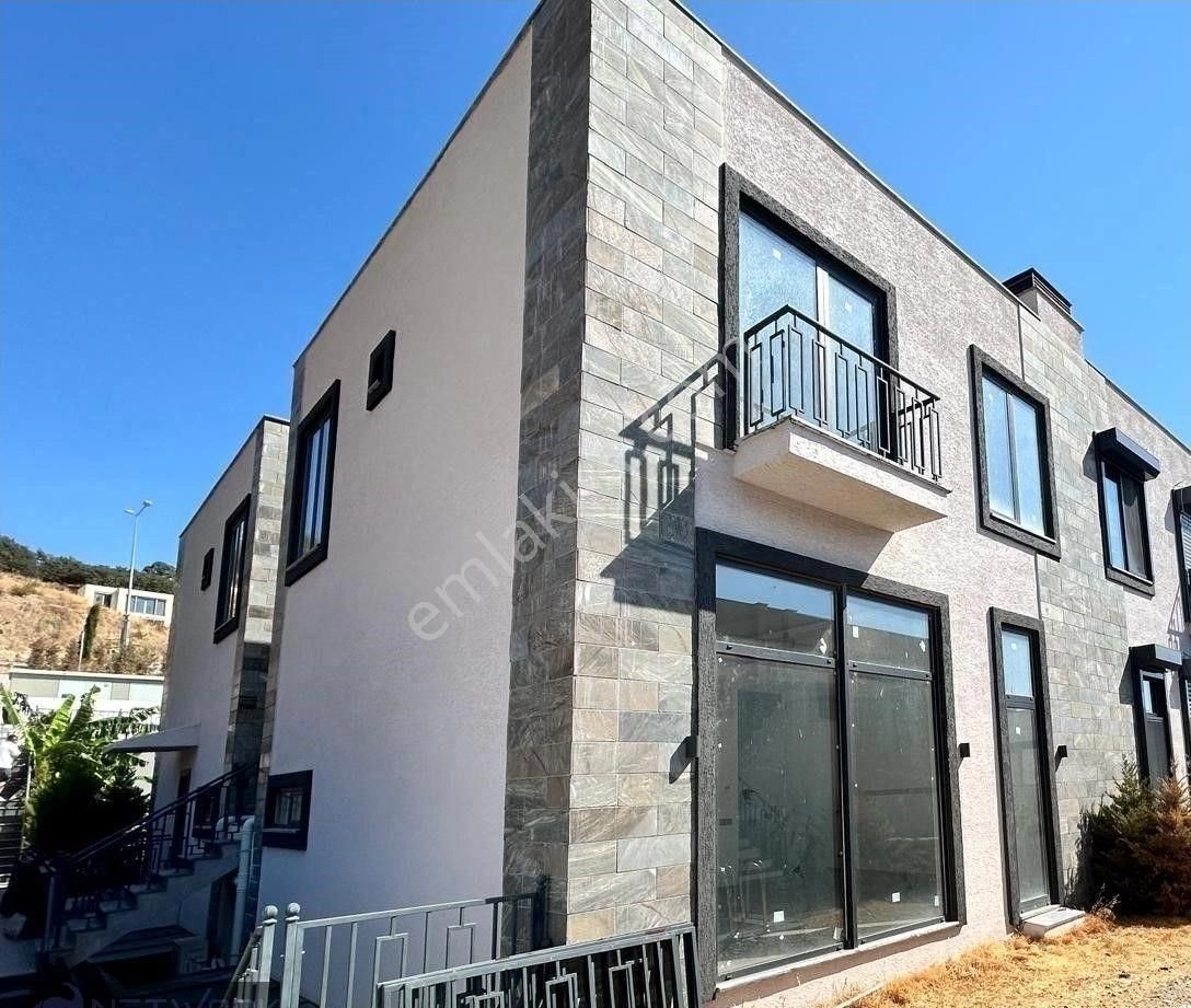 Bodrum Müskebi Satılık Villa Bodrum Ortakent Site İçerisinde Özel Havuzlu 4+2 Satılık Villa