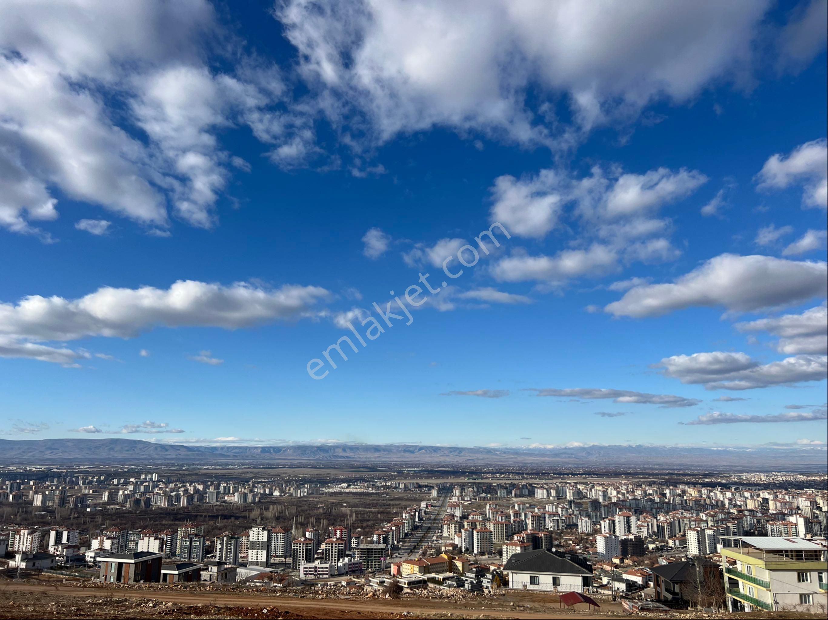 Yeşilyurt Tecde Satılık Villa İmarlı Villa İmarlı Arsa