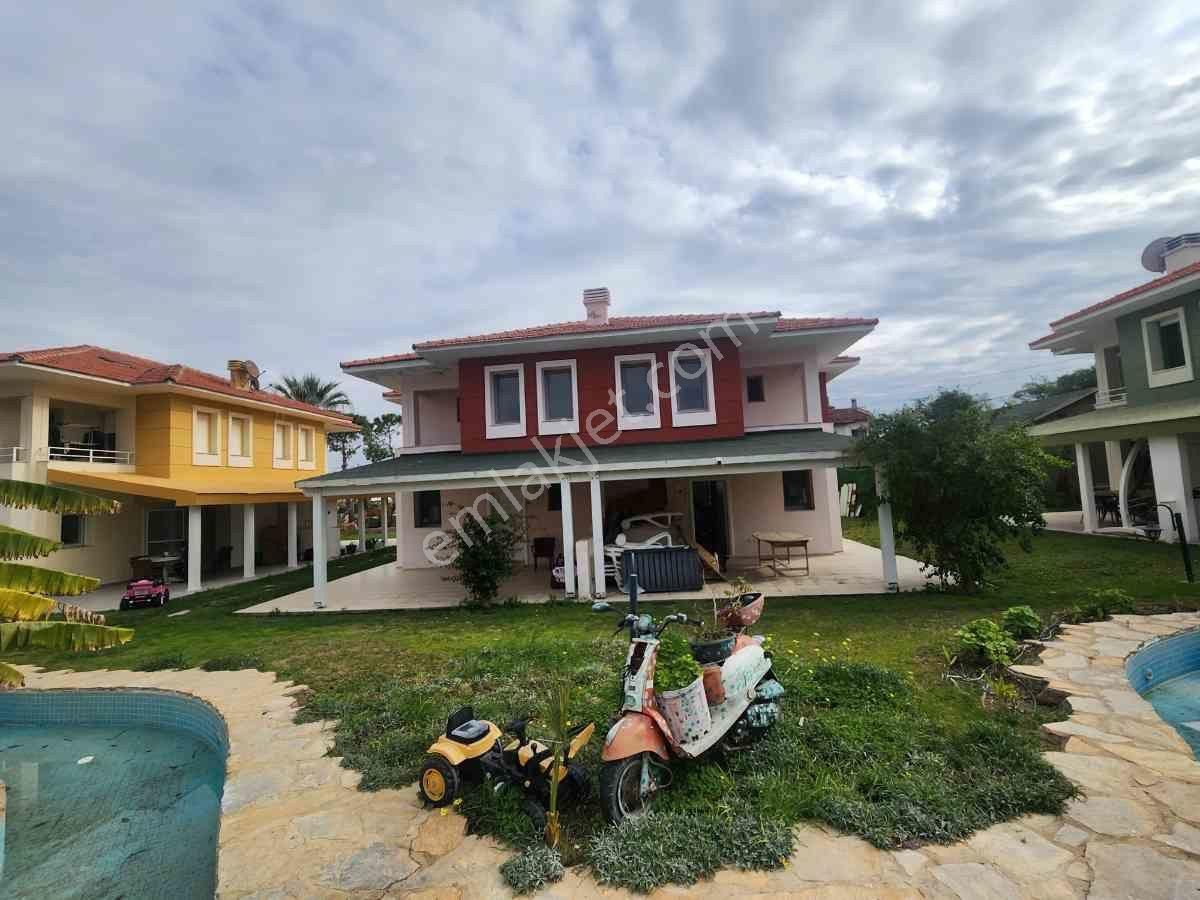 Çeşme Ilıca Satılık Villa Izmır Çeşme Ilıca'da Denize Yürüme Mesafesin'de Satılık Villa