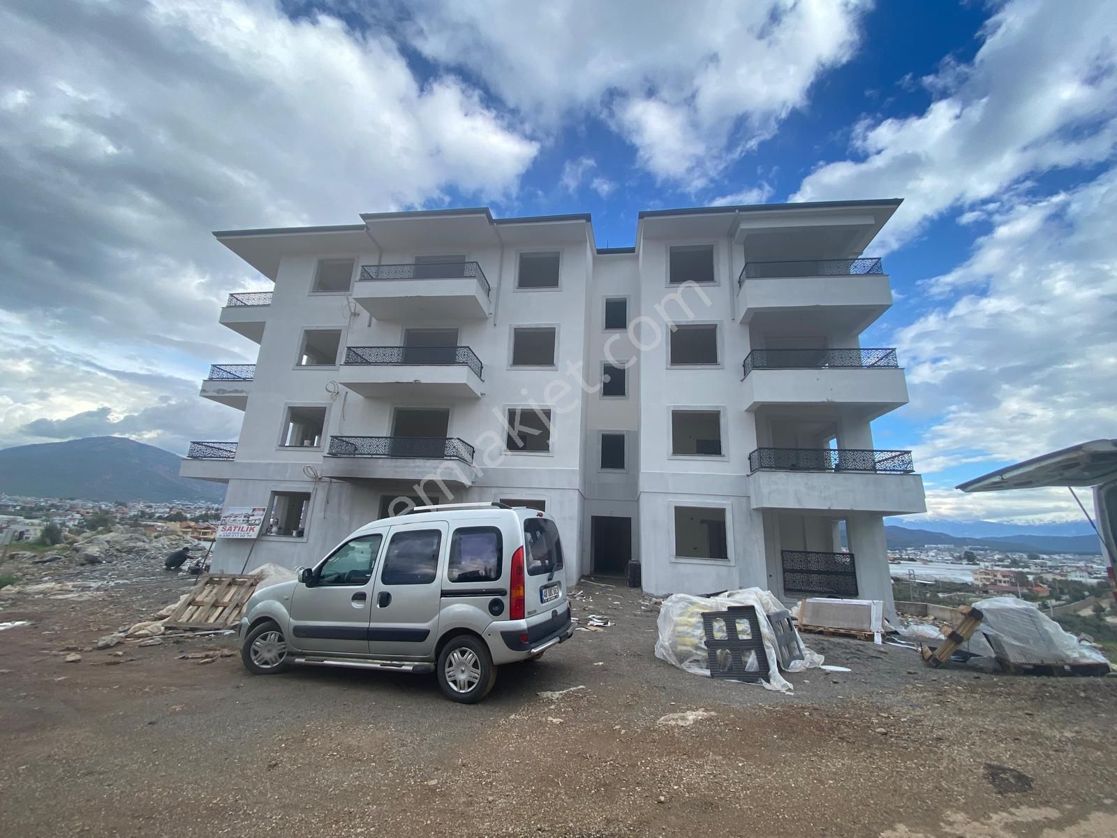 Fethiye Karaçulha Satılık Daire Fethiye Çalıca Mevki Manzaralı 2+1 80m2 Sıfır Yüksek Giriş Daire