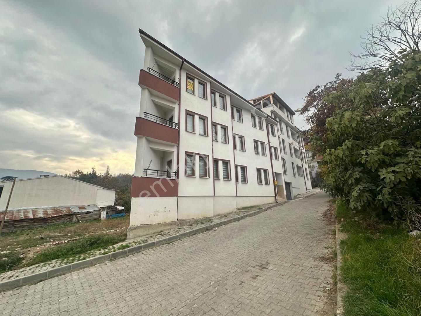 Tokat Merkez Hocaahmet Satılık Daire Vadi Emlak'tan Hocaahmet Mahallesinde 1+1 Eşyalı Satılık Daire