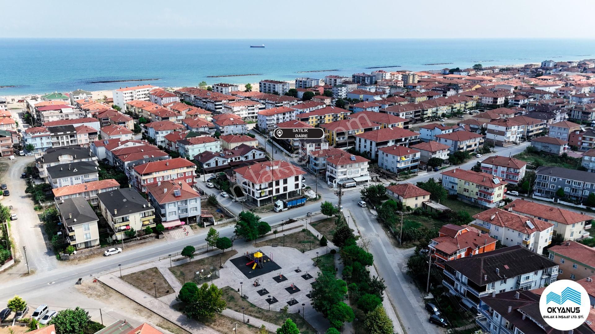 Karasu Yalı Satılık Daire Karasu Da Cadde Üzerinde Mutfak Ayrı 2+1 Daire Fırsatı