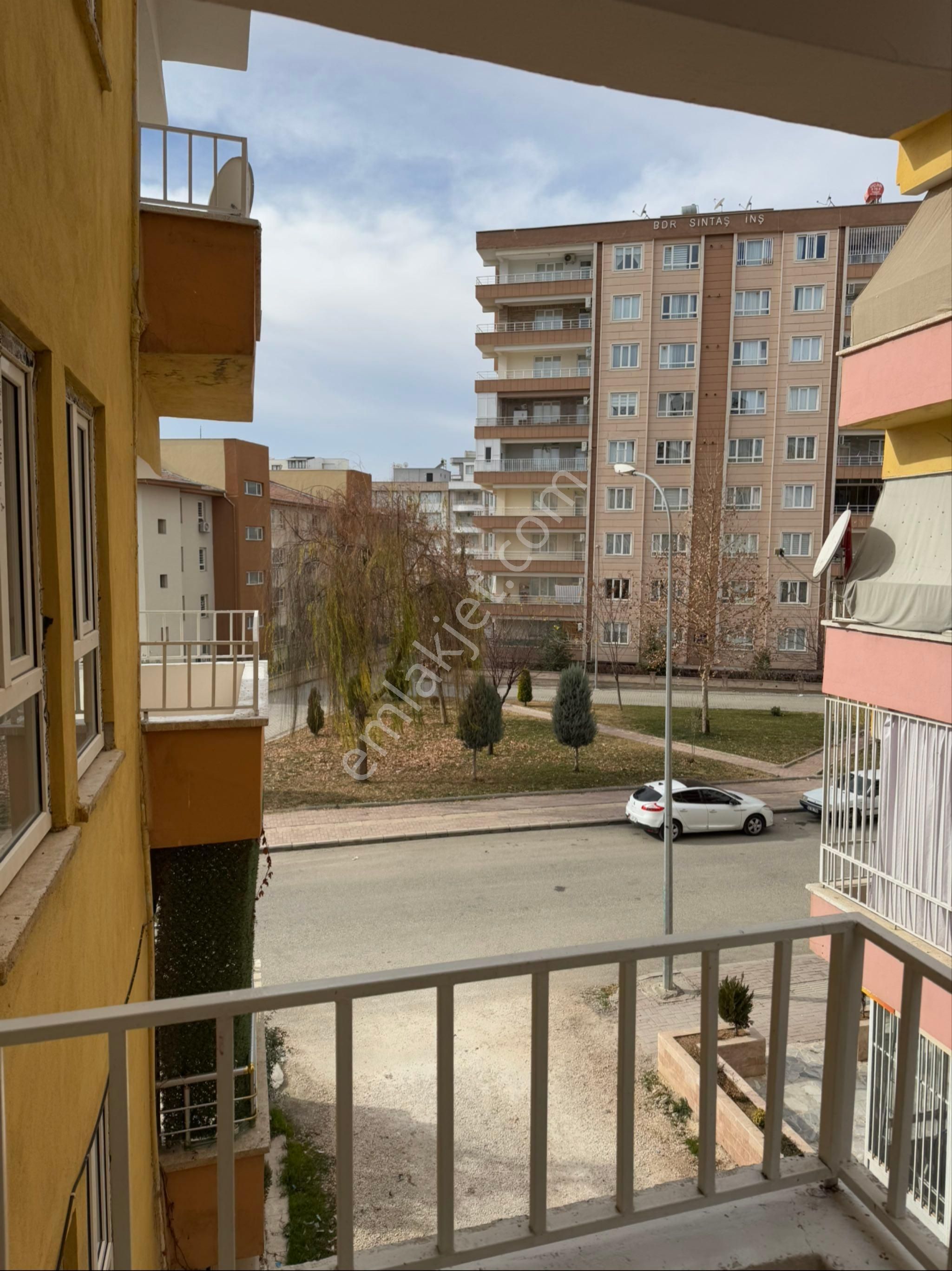 Karaköprüde 3+1 Park Karşısı Doğalgazlı Ful Eşyalı Ara Kat Daire - Görsel 30