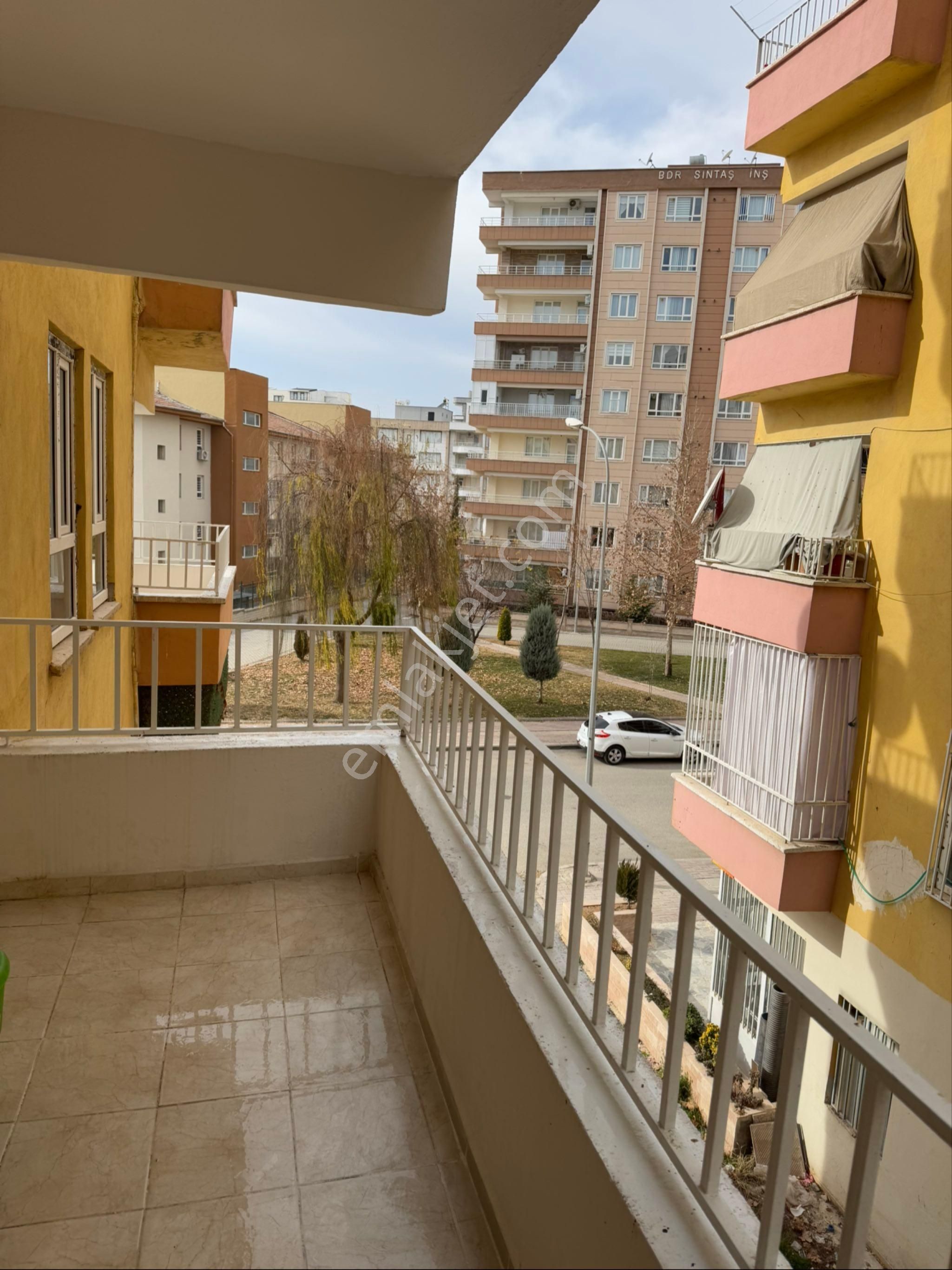 Karaköprüde 3+1 Park Karşısı Doğalgazlı Ful Eşyalı Ara Kat Daire - Görsel 27