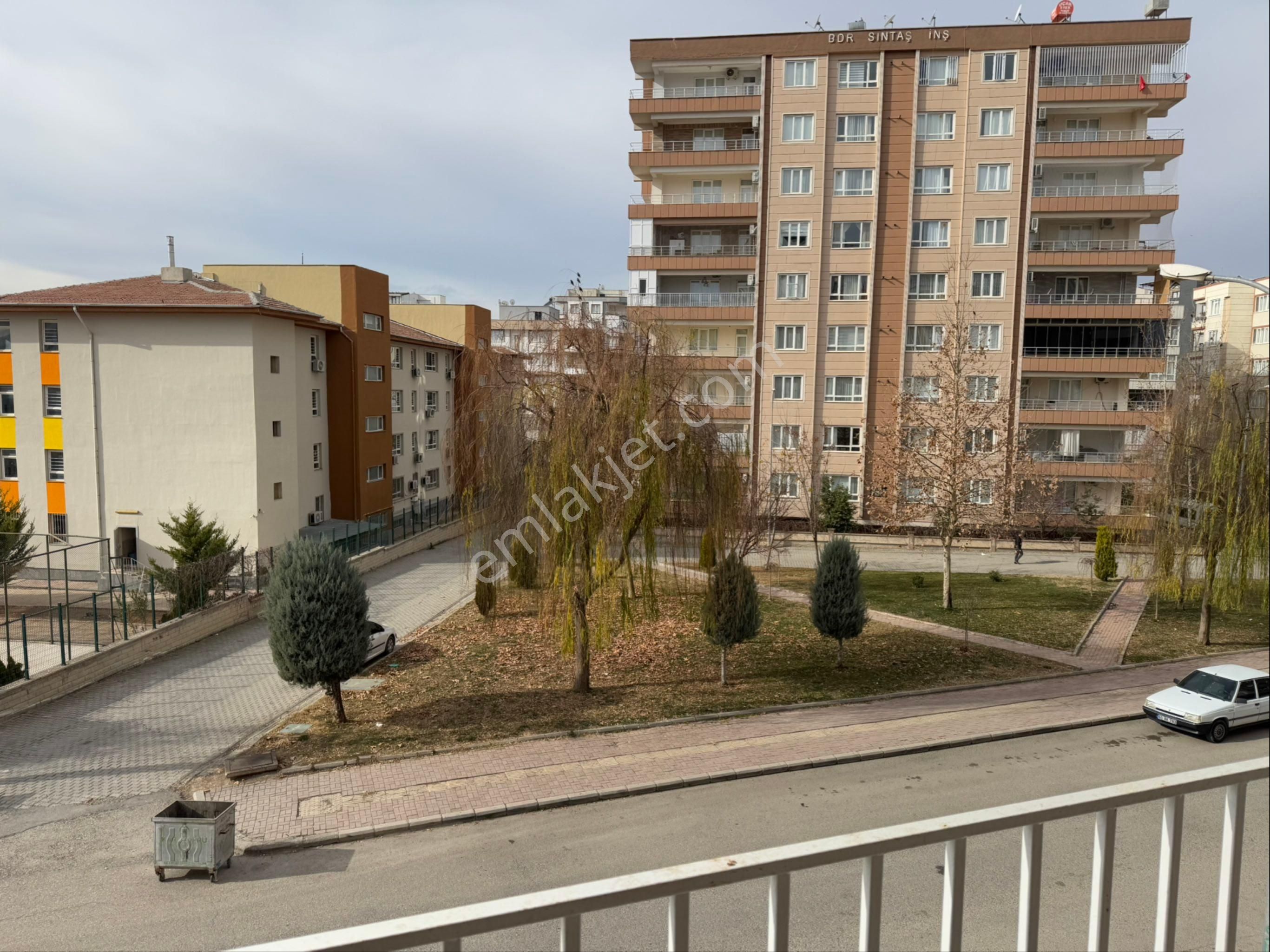 Karaköprüde 3+1 Park Karşısı Doğalgazlı Ful Eşyalı Ara Kat Daire - Görsel 25