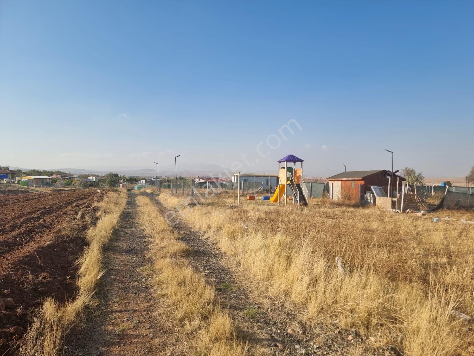 Meram Bayat Satılık Bağ & Bahçe Konya Meram Bayat'da 250 M² Bahçe