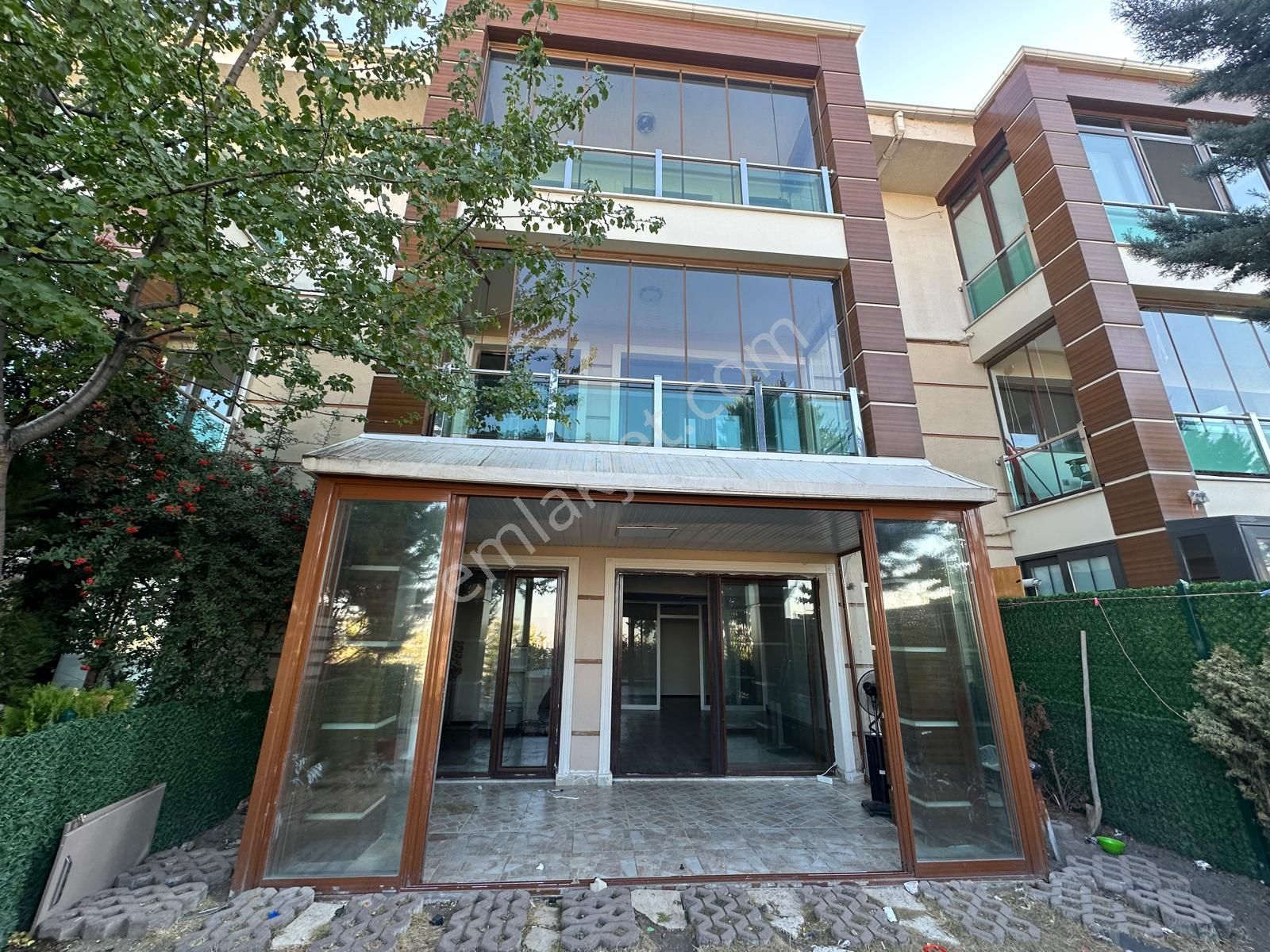 Etimesgut Bağlıca Satılık Villa Irmak Emlak- Bağlıca Başkent Konaklarında 5+2 Satılık Villa