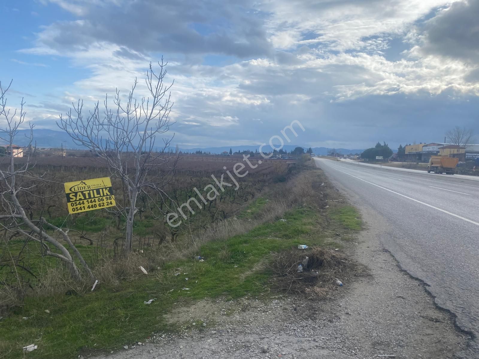 Alaşehir Narlıdere Satılık Bağ & Bahçe 🏠lider Gayrimenkul' Den Narlıdere Mah.'de Ana Yola 200m Cepheli 5.5 Dönüm Kupon Arazi🏠