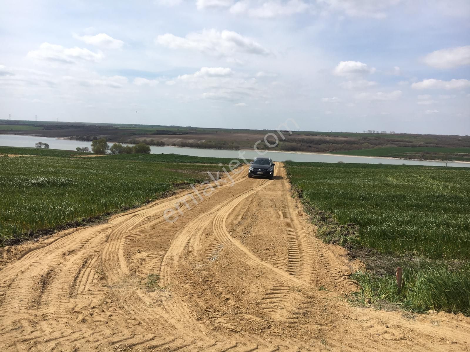 Silivri Çanta Gölet Mevkinde İmarlı 250 M2 Yatırımlık Arsa - Görsel 3