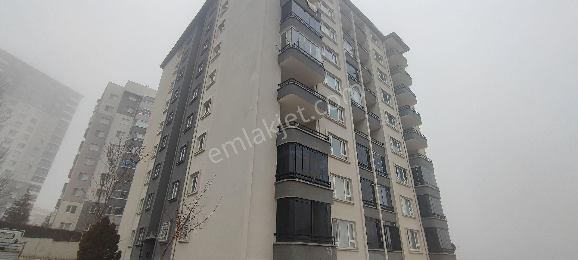 Yenimahalle Ata Satılık Daire Eren Gayrimenkul Den Ara Mah Satılık Arakatta 3+1 140m2