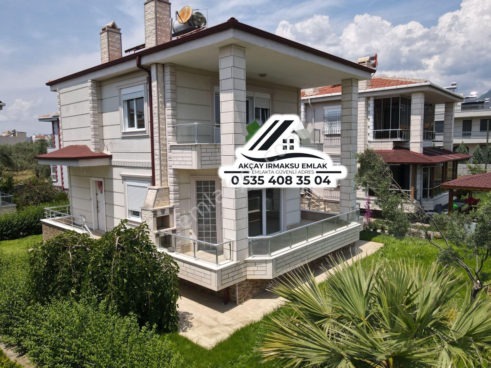 Edremit Güre Satılık Müstakil Ev Irmaksudan Güre De Tam Bağımsız Site İçinde Satılık 3+1 Villa