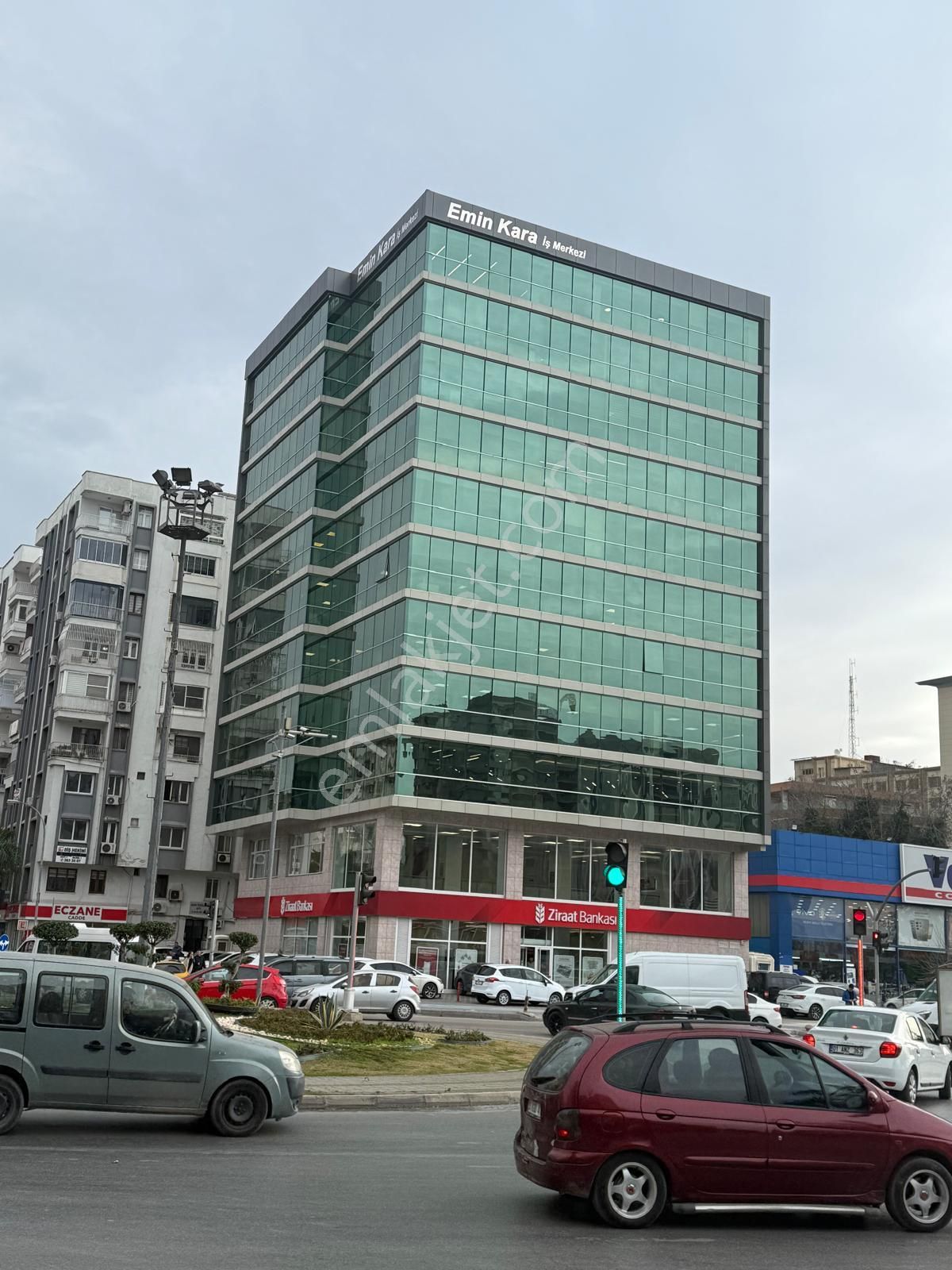 Seyhan Çınarlı Kiralık Ofis Zorlu Gayrimenkul'den Ziyapaşa Bul.işmerkezinde Aylık Kiralık Ofis Katı