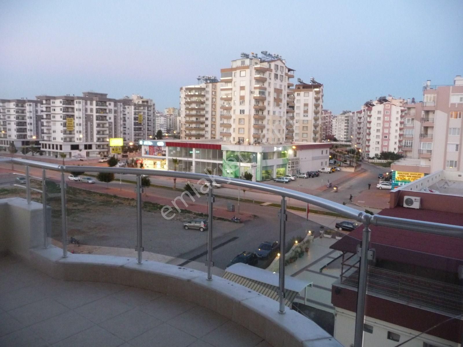 Konyaaltı Uncalı Satılık Daire Antalya Konyaaltı Uncalı Site İçerisinde 4+1 Satılık Daire