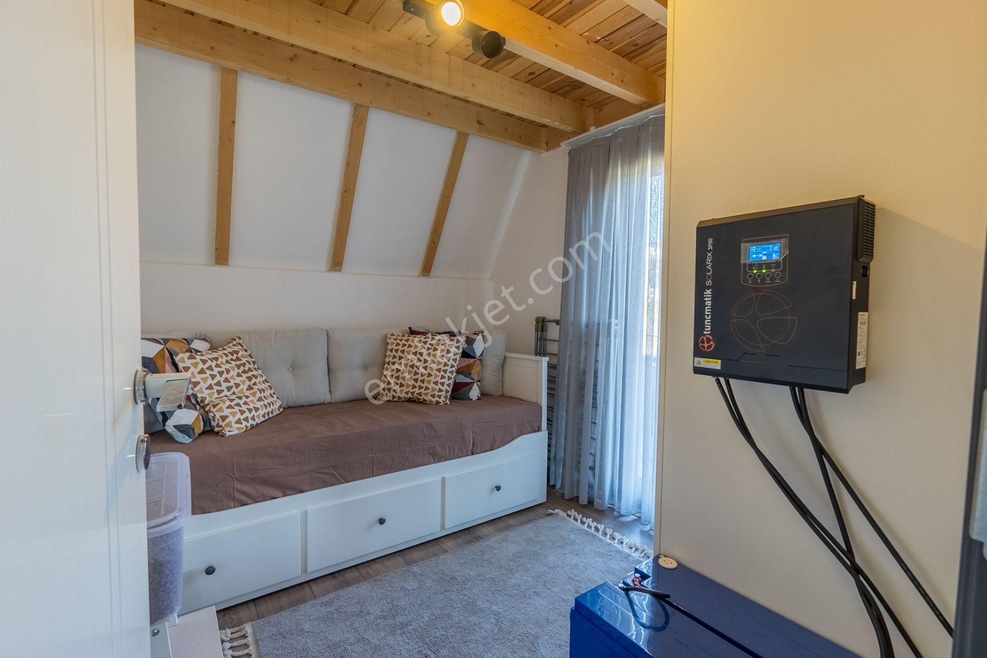 İzmir Menderes Yeniköy Satılık Özel Yapım Ahşap Ev Ve Bahçesi - Görsel 14