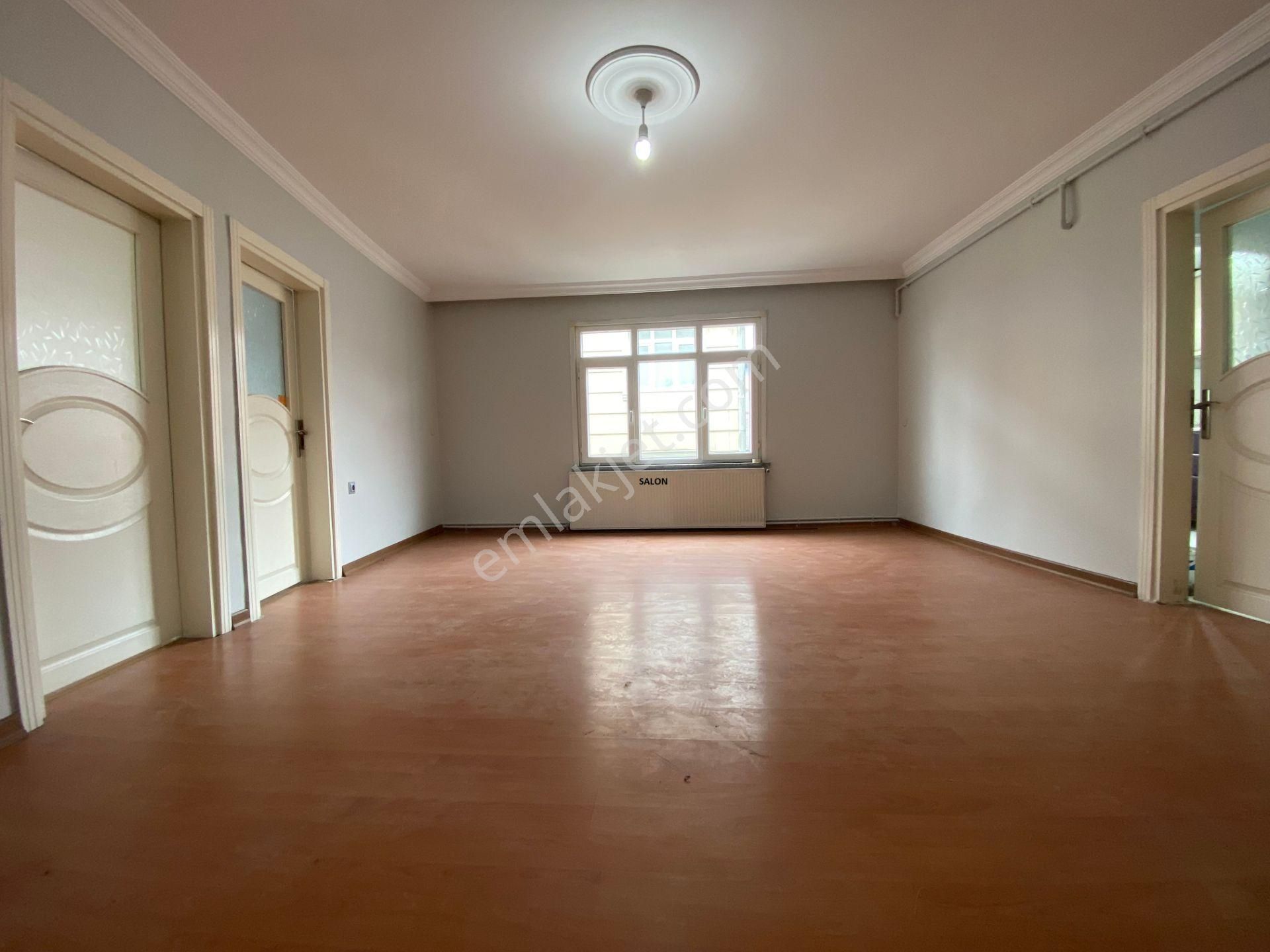 Esenler Oruçreis Kiralık Daire Avrupa Emlak Tan Esenler Yüzyıl Köprüsüne Cephe,oruç Reis Mah 85m² 2+1 4.kat,kombili,metroya Yakın