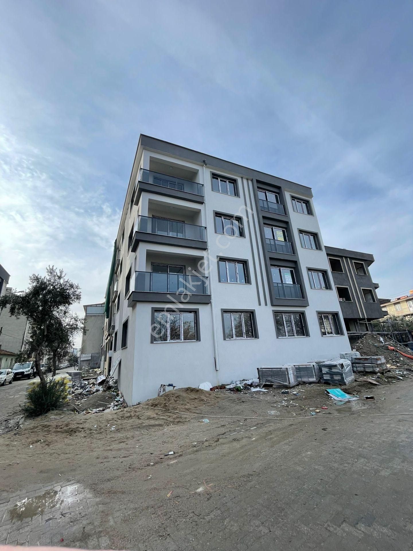 Saruhanlı Atatürk Satılık Daire 🏡atatürk Mahallesi 🏡 ✅2+1 90 M2 4 Katlının 2 Katı ❇️ Kapalı Mutfak