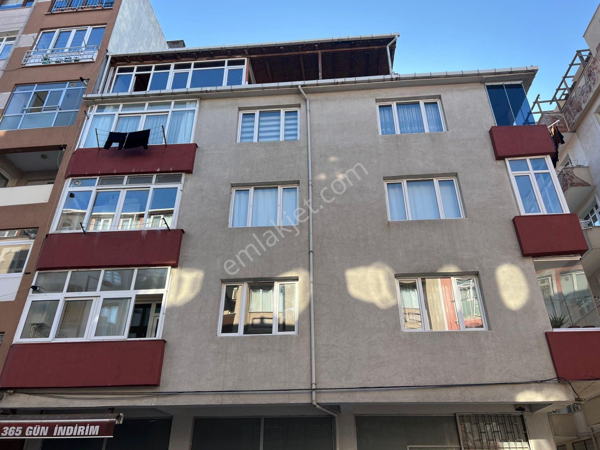 Avcılar Üniversite Satılık Daire Avcılar Üniversite Mah. Metrobüse 2dk 2+1 Boş Satılık Daire