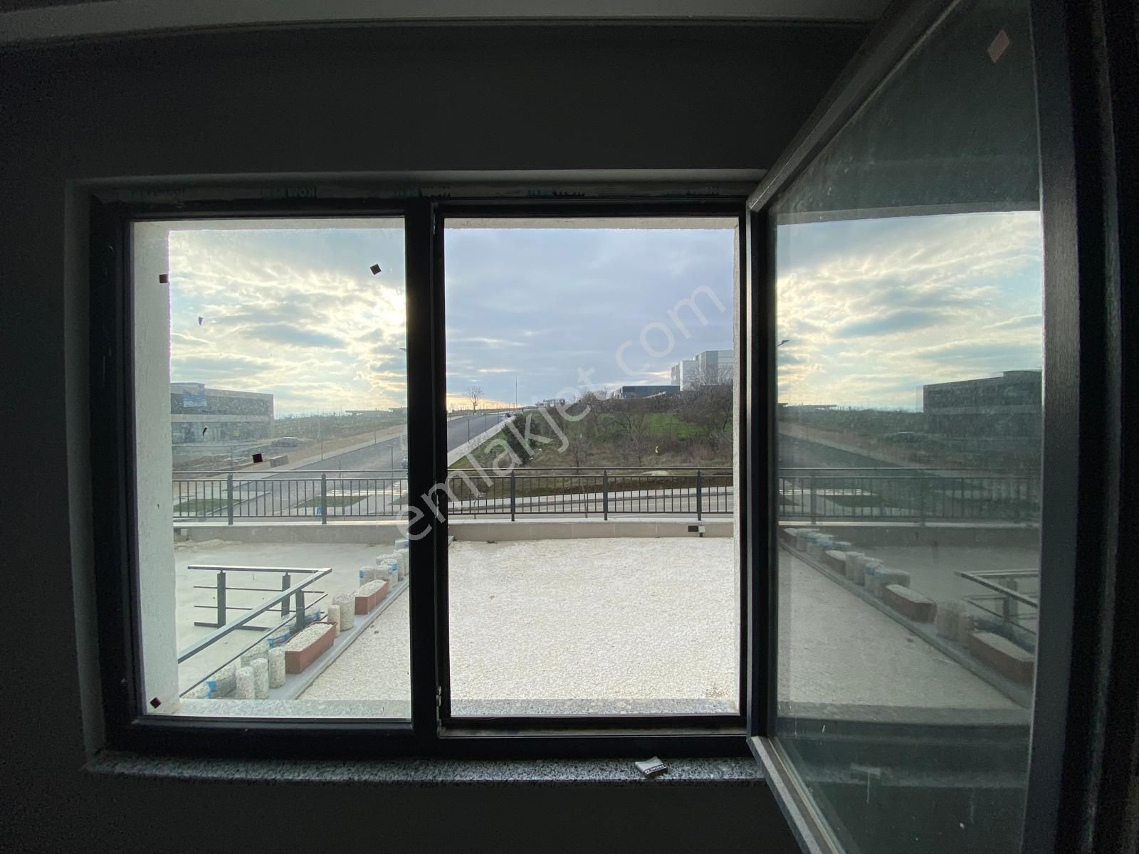 Ekşioğlu' Ndan Tekirdağ Süleymanpaşa Atatürk Mah 1+1 Satılık Ofis & Daire - Görsel 2