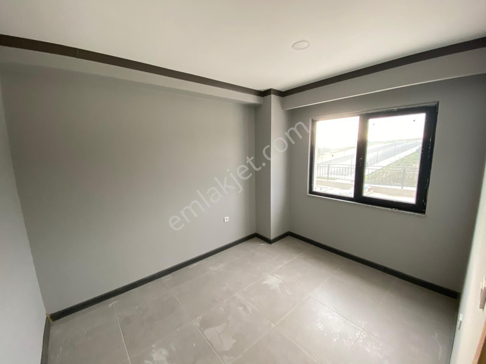 Ekşioğlu' Ndan Tekirdağ Süleymanpaşa Atatürk Mah 1+1 Satılık Ofis & Daire