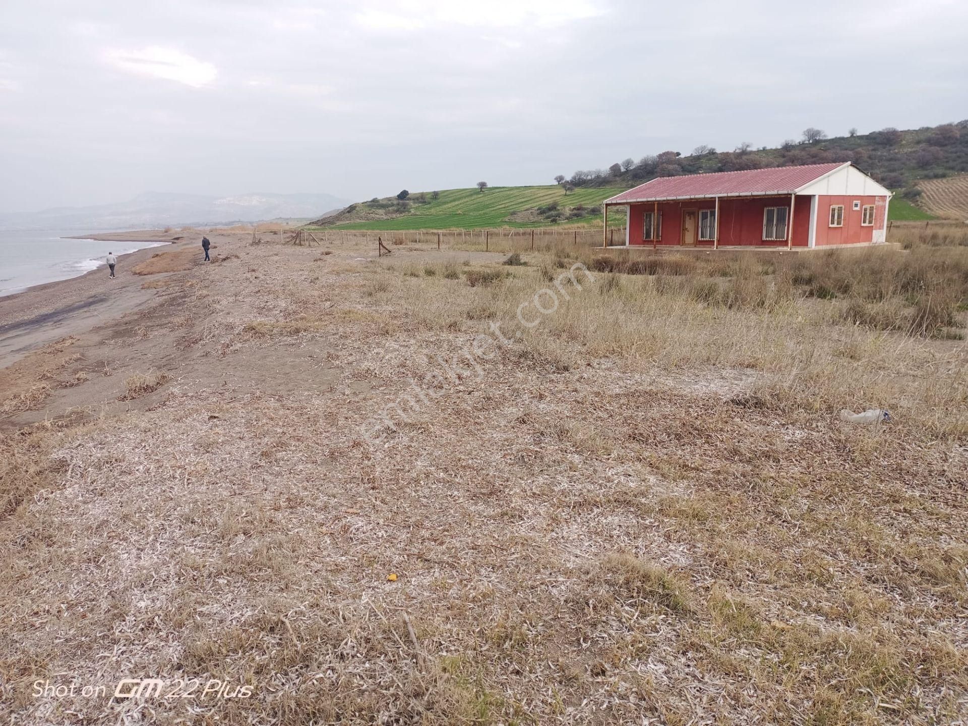 Ayvacık Kösedere Köyü (Merkez 2) Satılık Yazlık Akçay Köşem Emlaktan Ayvacık Kösederede Denize Sıfır 2dönüm İçinde Evi Olan Arazi