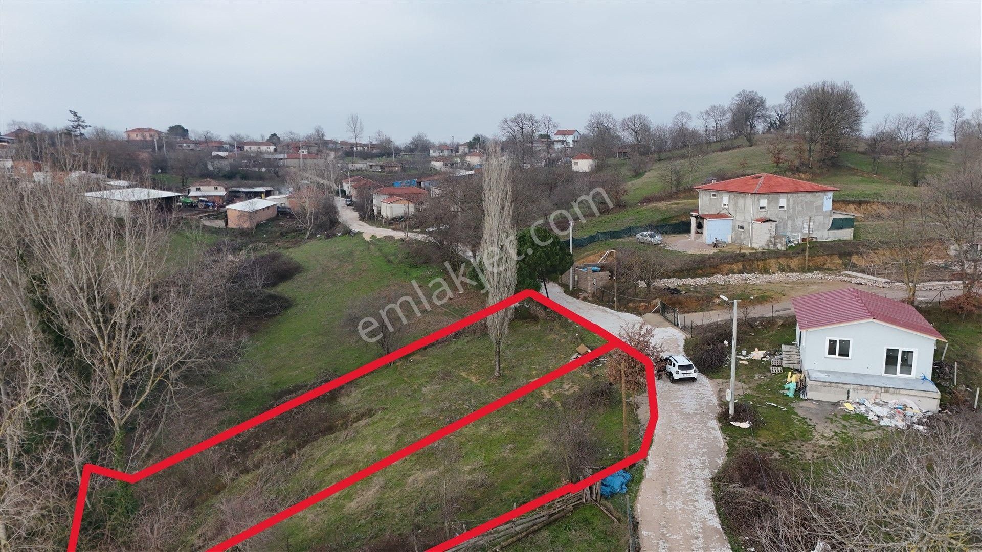 Gönen Şaroluk Satılık Konut İmarlı 850 Ve 921 M2 İmarlı Arsa 2 Kat %40 Müstakil Köy Evi, Bağ-bahçe