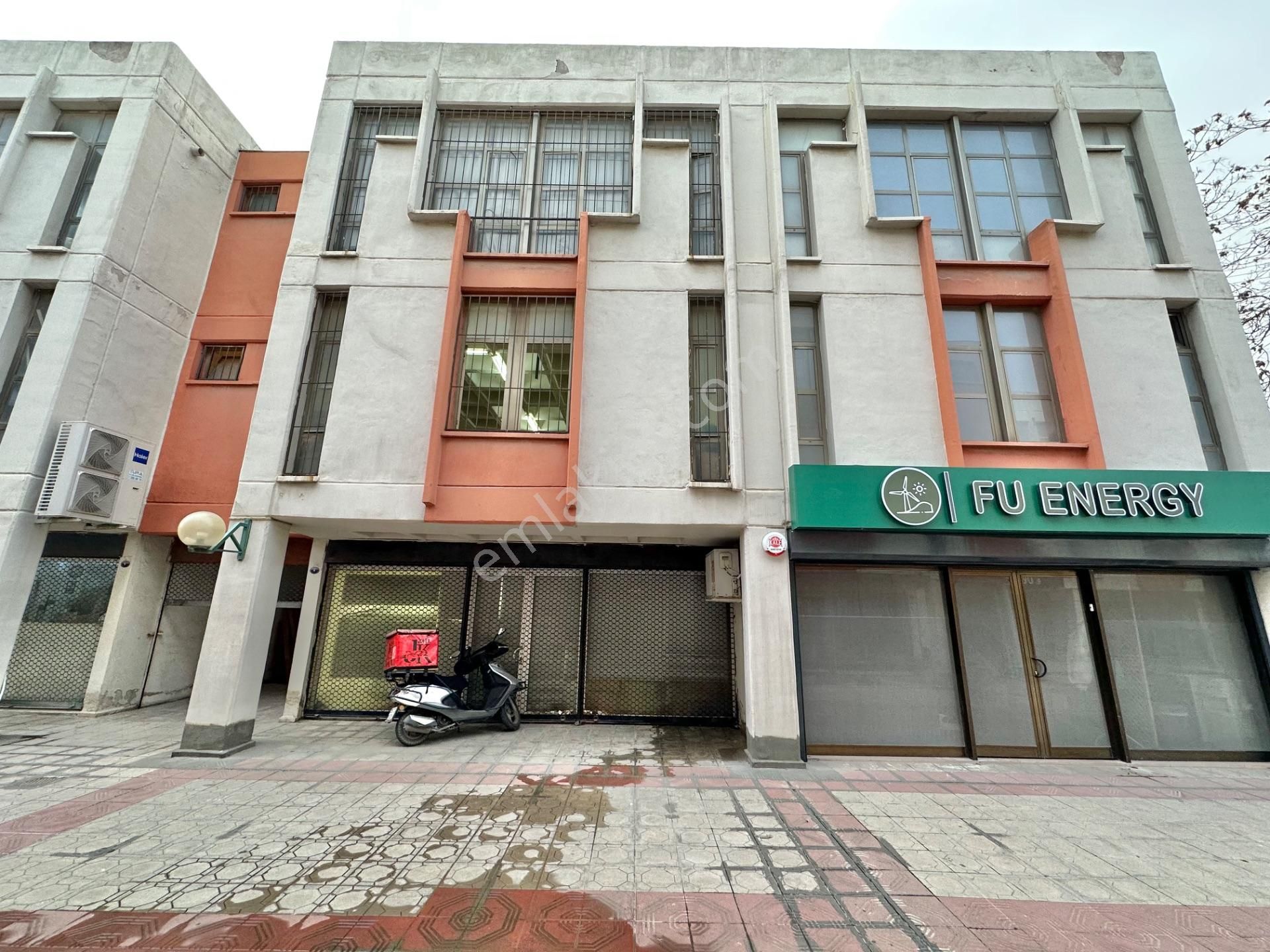 Bornova Meriç Satılık Dükkan & Mağaza Bornova Mtk Sitesi'nde Satılık 4 Katlı 400 M2 İşyeri