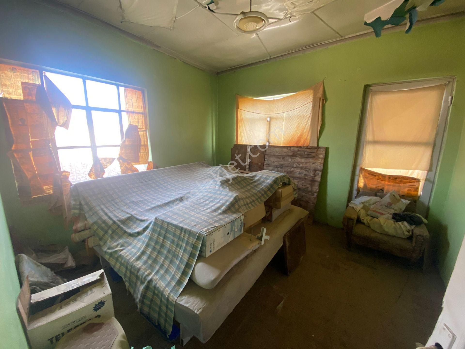 Gülcü Gayrimenkulden Emmioğlu Mahallesinde Satılık Müstakil Ev - Görsel 15