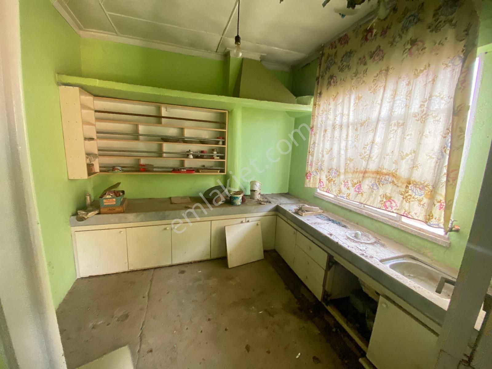 Gülcü Gayrimenkulden Emmioğlu Mahallesinde Satılık Müstakil Ev - Görsel 5