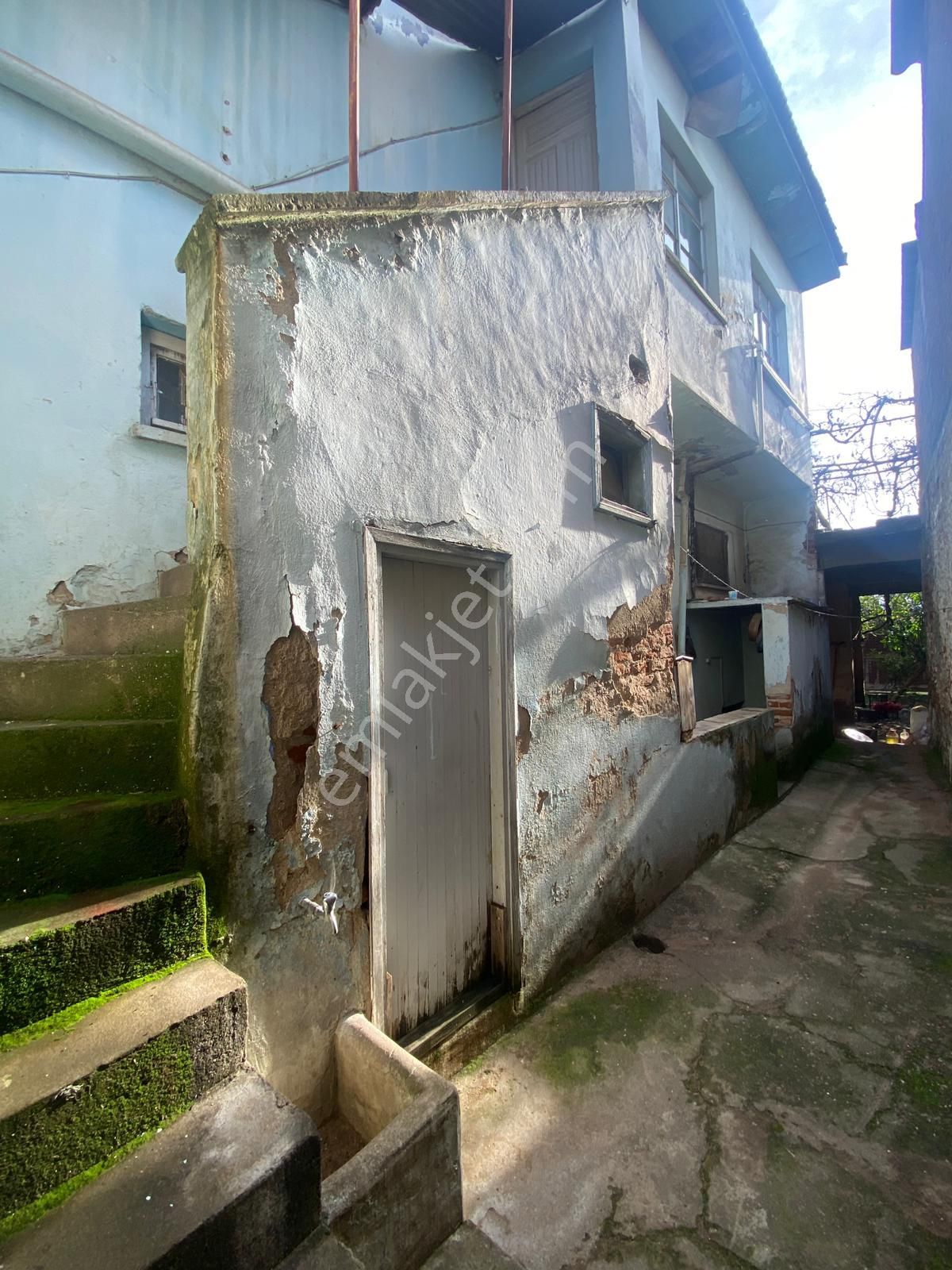 Gülcü Gayrimenkulden Emmioğlu Mahallesinde Satılık Müstakil Ev - Görsel 29