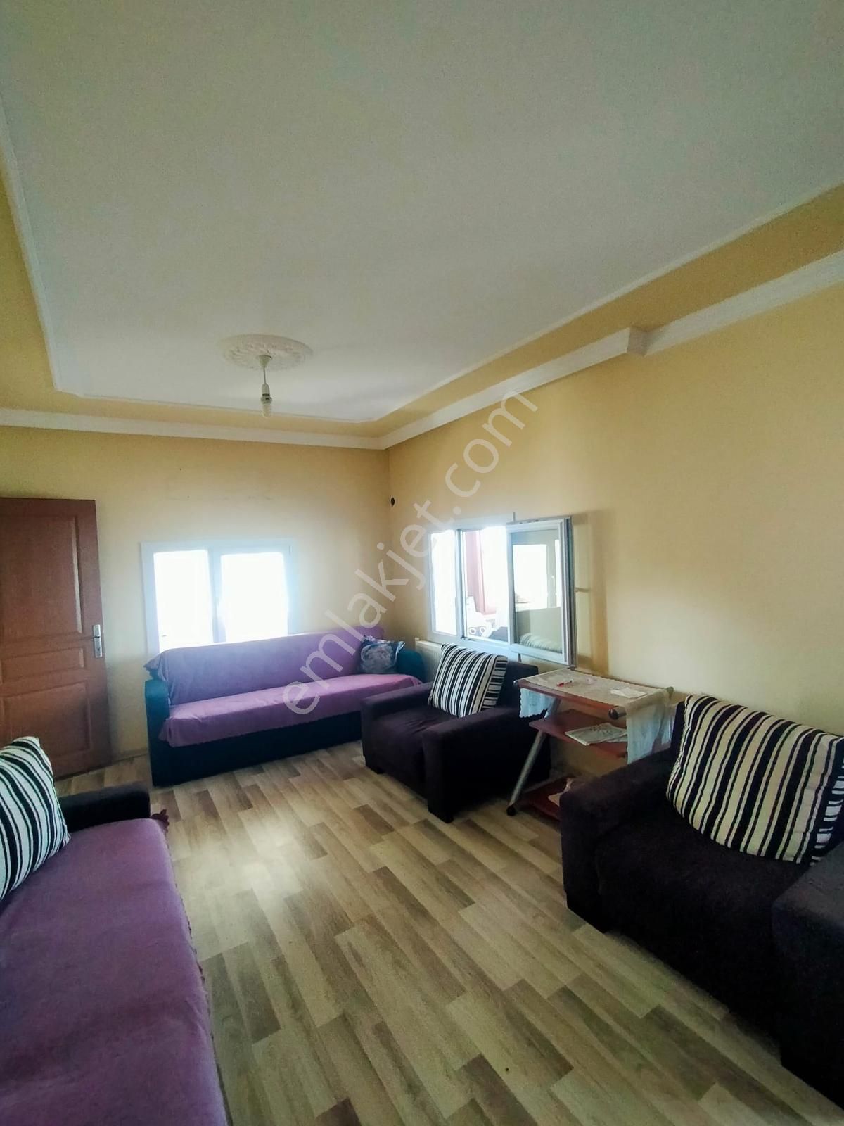 Dikili Güven Emlak'tan Gökçeağıl Köyünde Satılık Köy Evi - Görsel 14