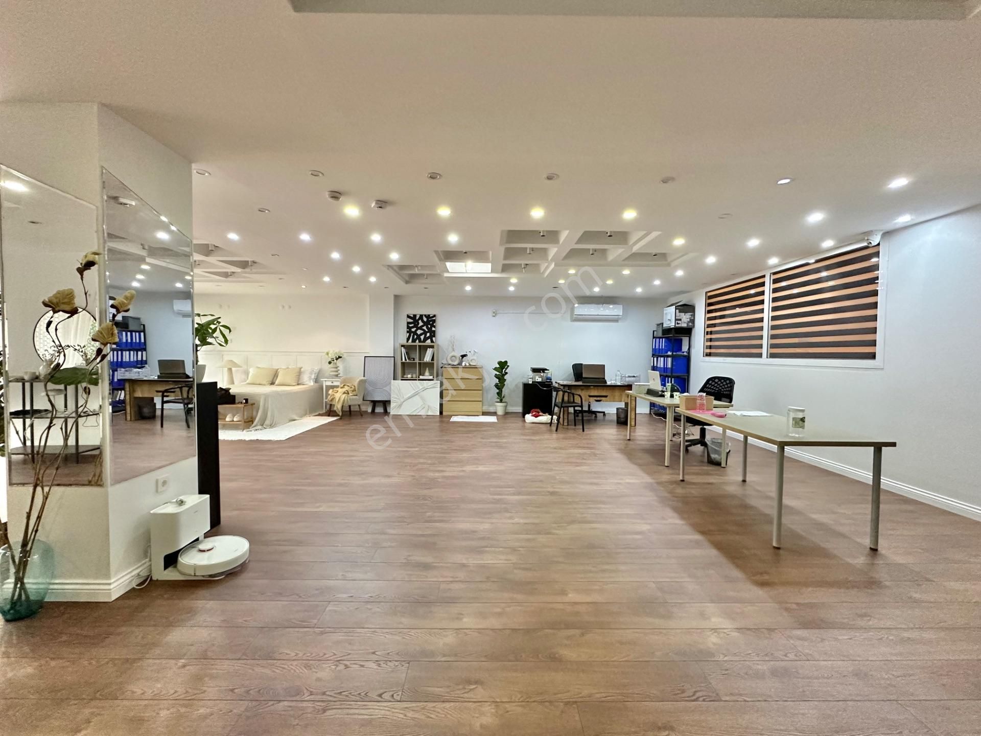 Bornova Mtk Sitesi'nde Satılık 4 Katlı 800 M2 İşyeri - Görsel 7