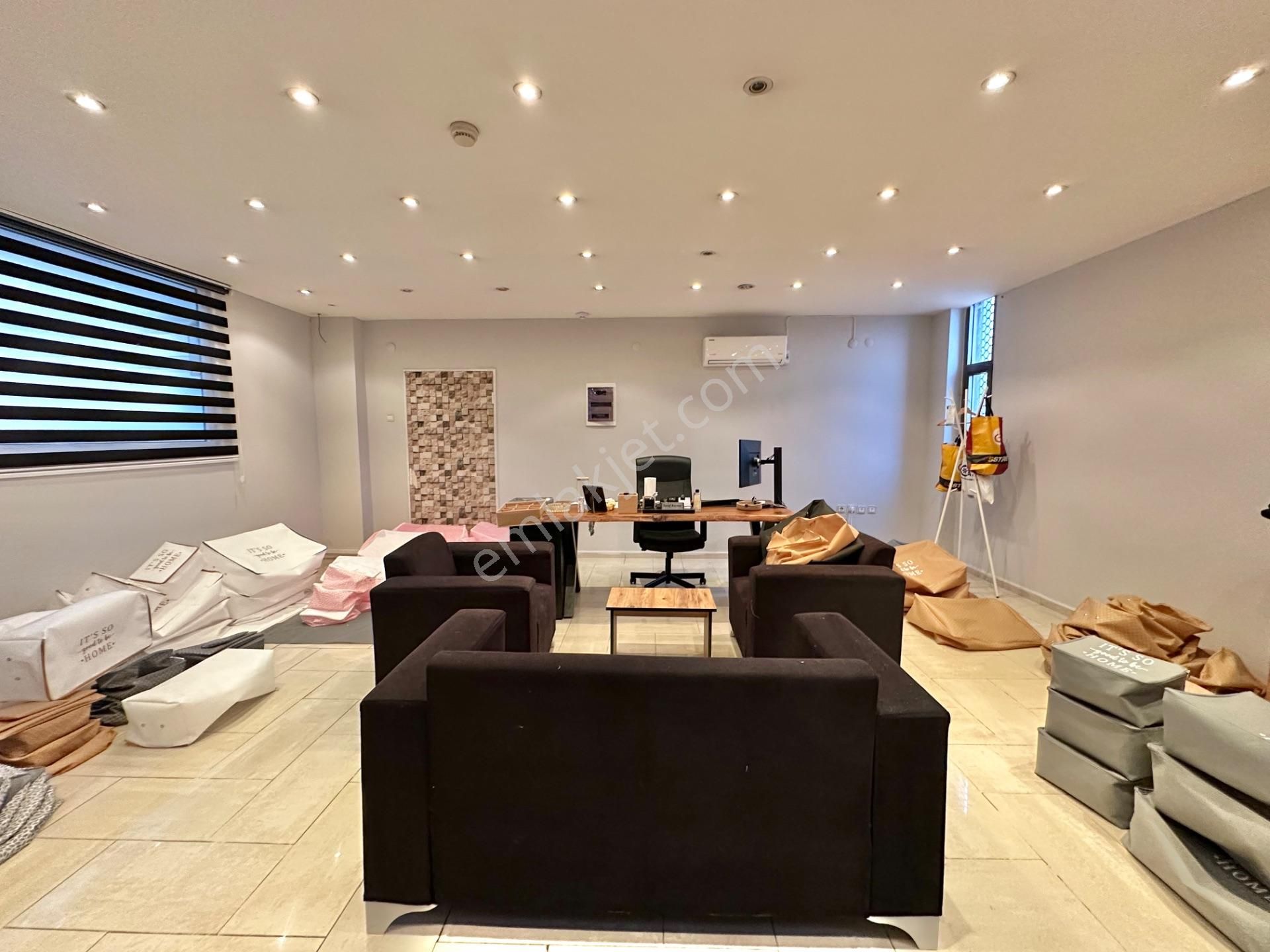 Bornova Mtk Sitesi'nde Satılık 4 Katlı 800 M2 İşyeri - Görsel 9