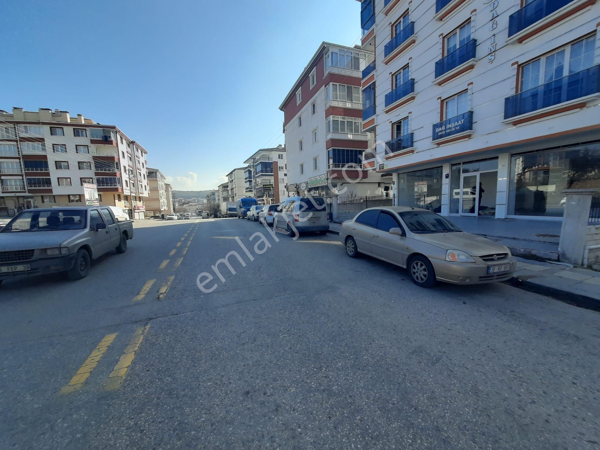 Sincan Mustafa Kemal Kiralık Dükkan & Mağaza Yenikent Merkezde Cadde Üstünde 300 M2 Geniş Dükkan